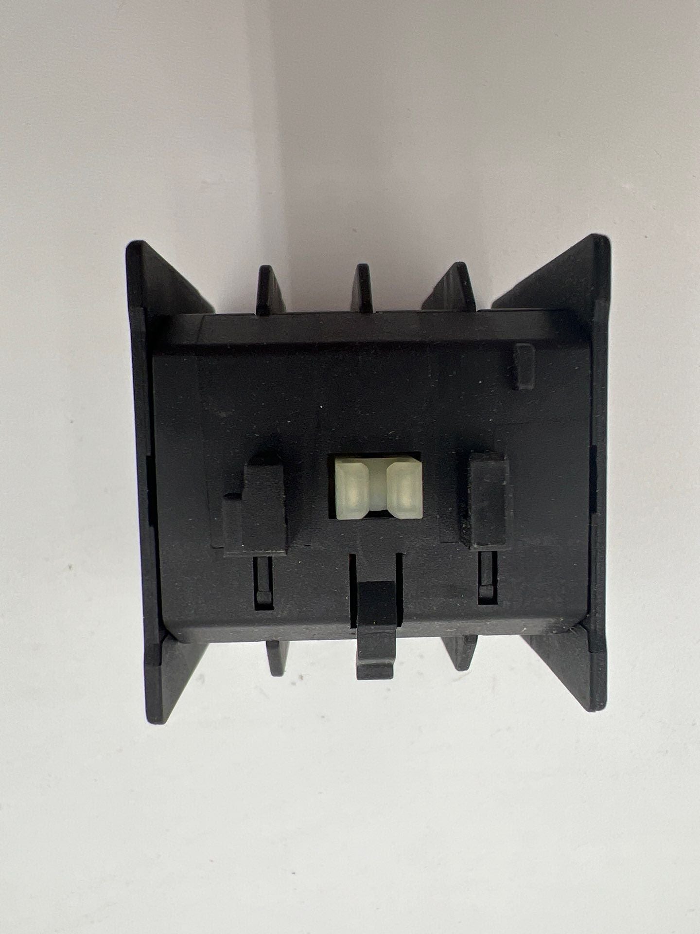 Siemens 3RH1911-1HA22 Auxiliary Contact Block 1NO/1NC Front-Mount New