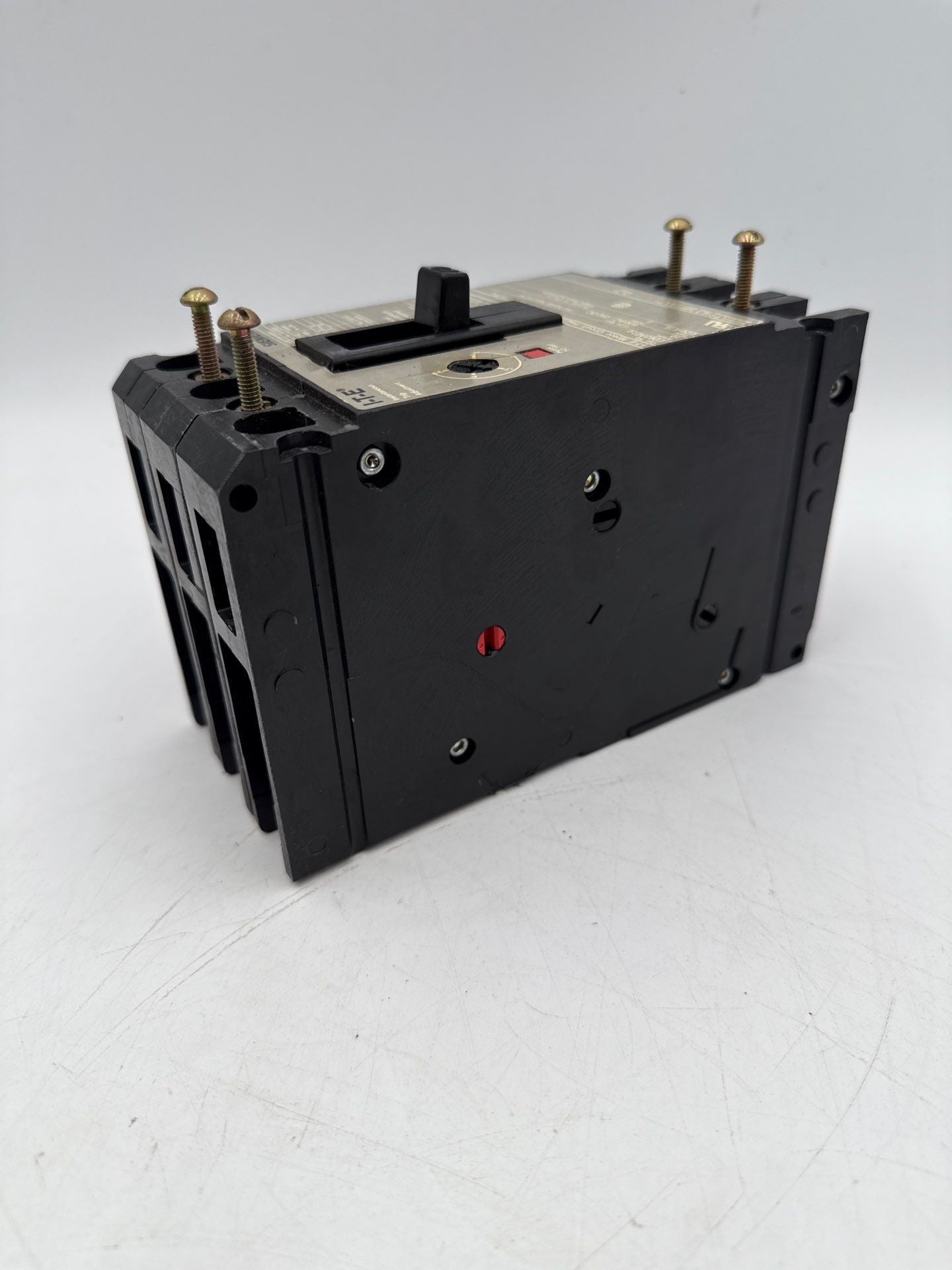 ITE Siemens ED63A010 Circuit Breaker 10A 3P 600V 3PH ED6-ETI 10 Amp 3 Pole Used