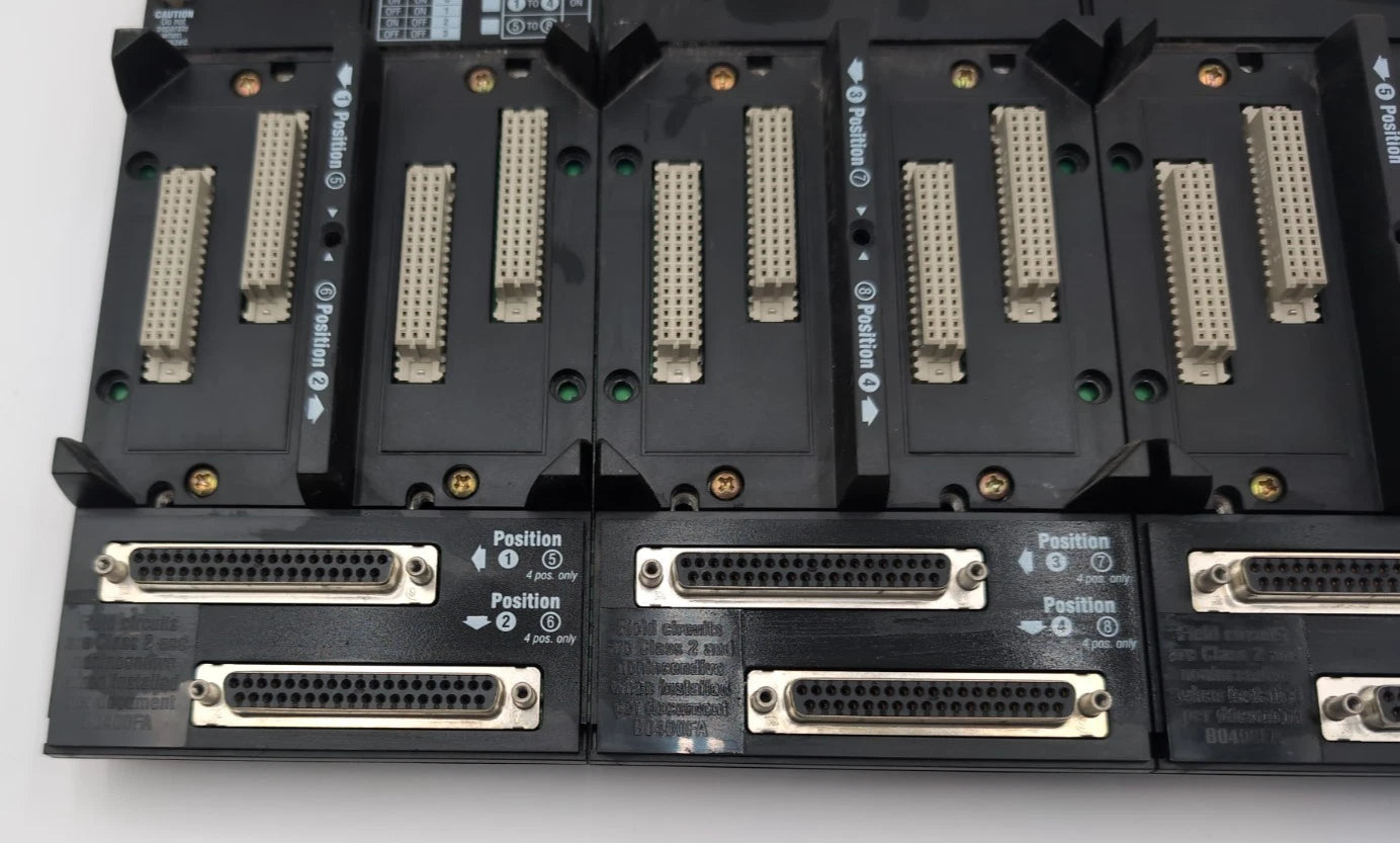 FOXBORO P0926HT Mounting Plate for FCM Modules 8 Positions USED Used