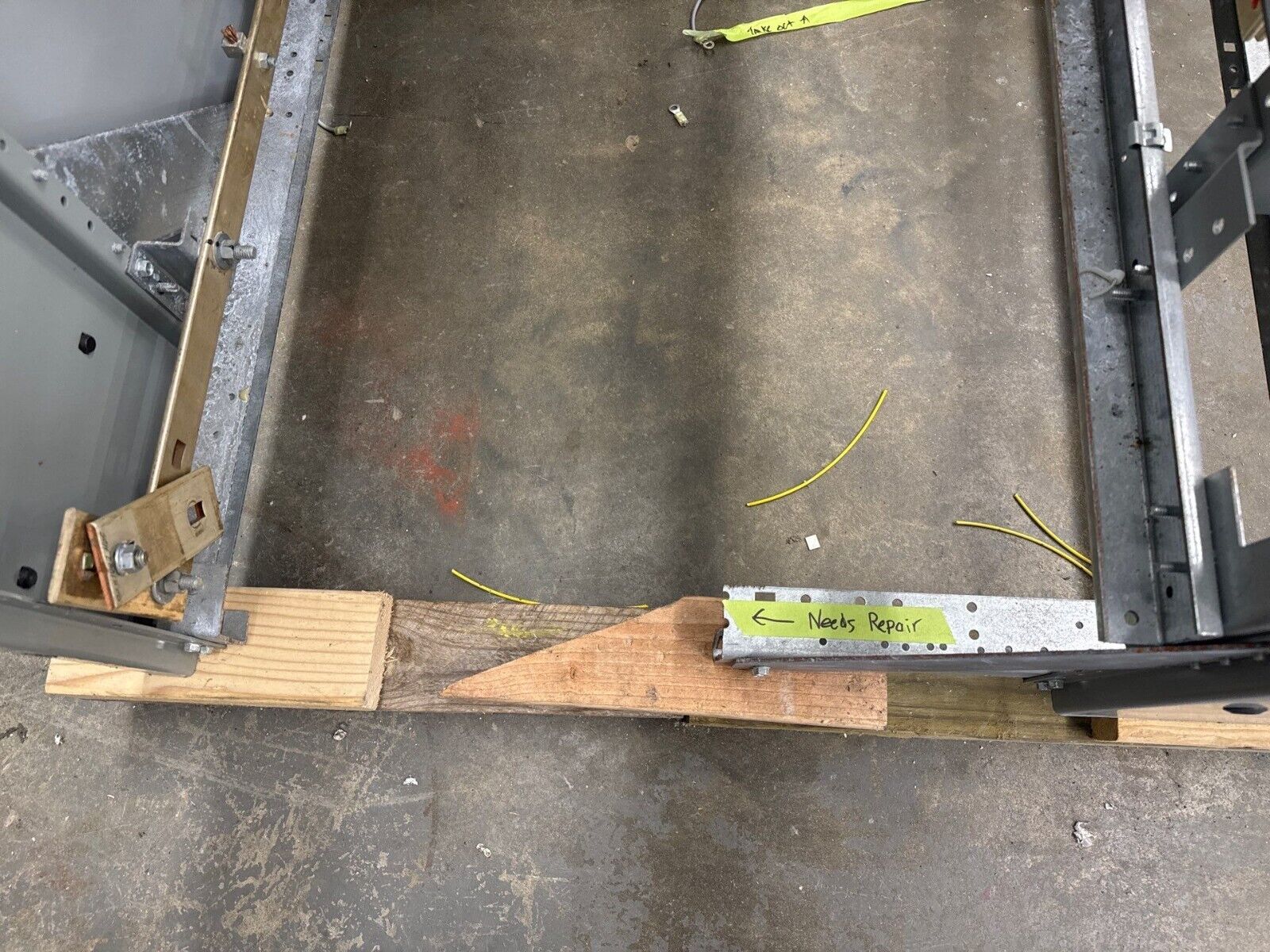 Eaton PRL-C Switchboard 1200A 208/120V 3PH Main Breaker GFI Arc Flash Reduction Used