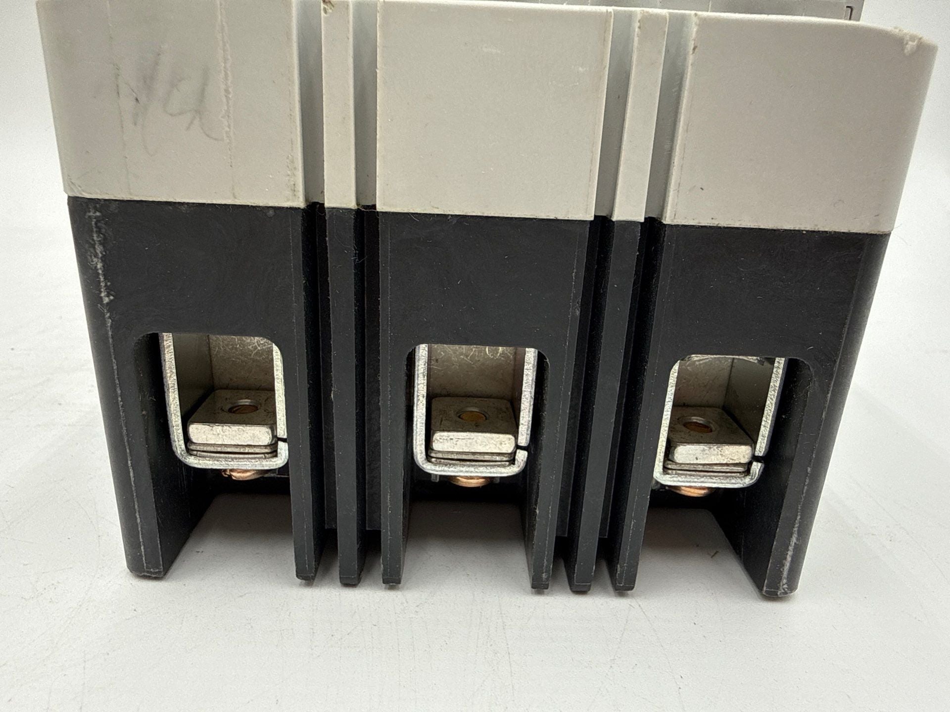 Eaton PDG23F0015TFFJ Circuit Breaker 15A 3P 600V PDG2 25kAIC 15 Amp 3 Pole New