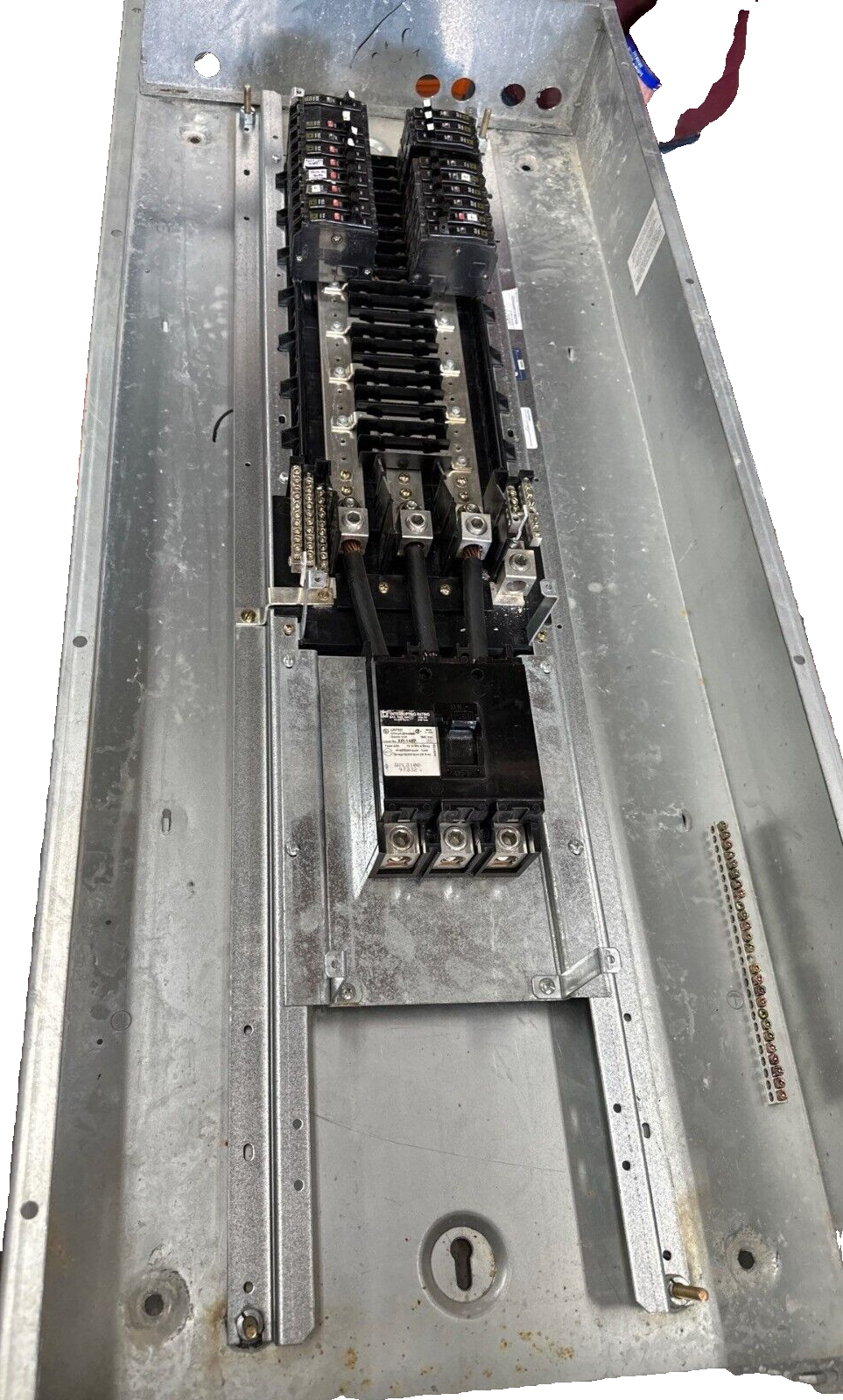 Square D NQOD442M225 NQOD Panelboard 225A 208Y/120V 3PH 4W Main MCB Q2L3100 P397 Used