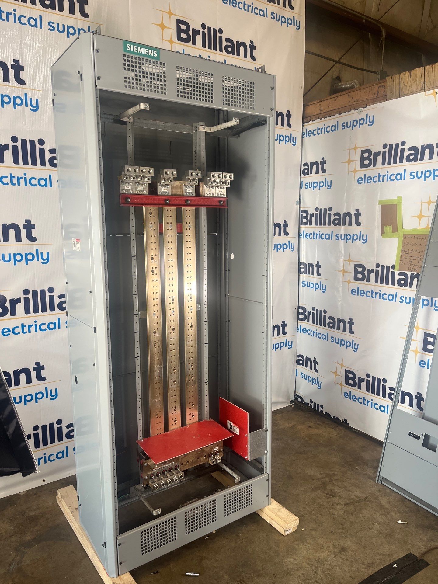 Siemens SB Switchboard 2000A 480/277V 3PH 4W MLO Indoor Encl 2000 Amp Used