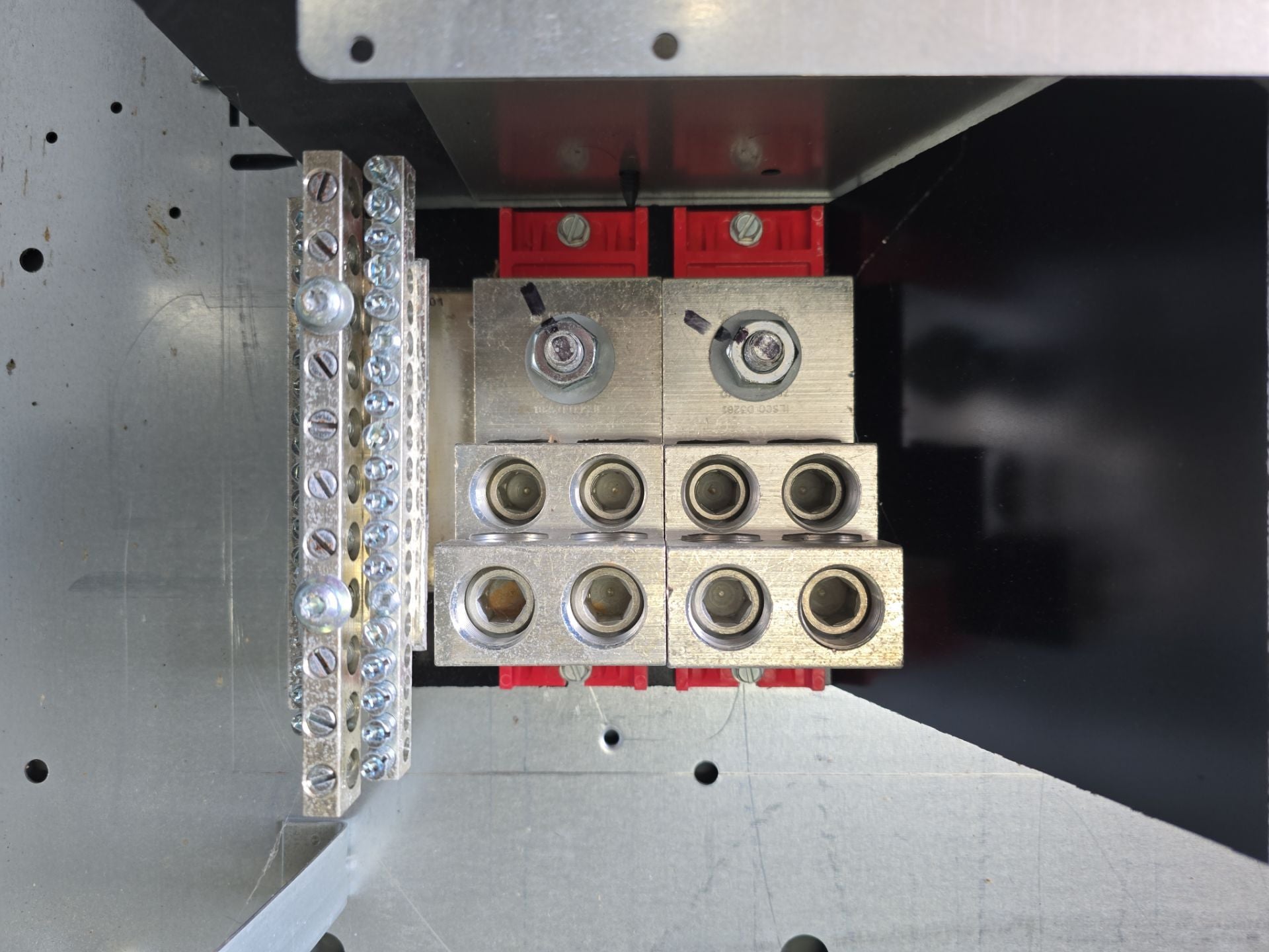 Sq D HCP I-Line Panelboard 800A 120/240V 1PH 3W 3R 800 Amp Panel MCB MGA268002 New