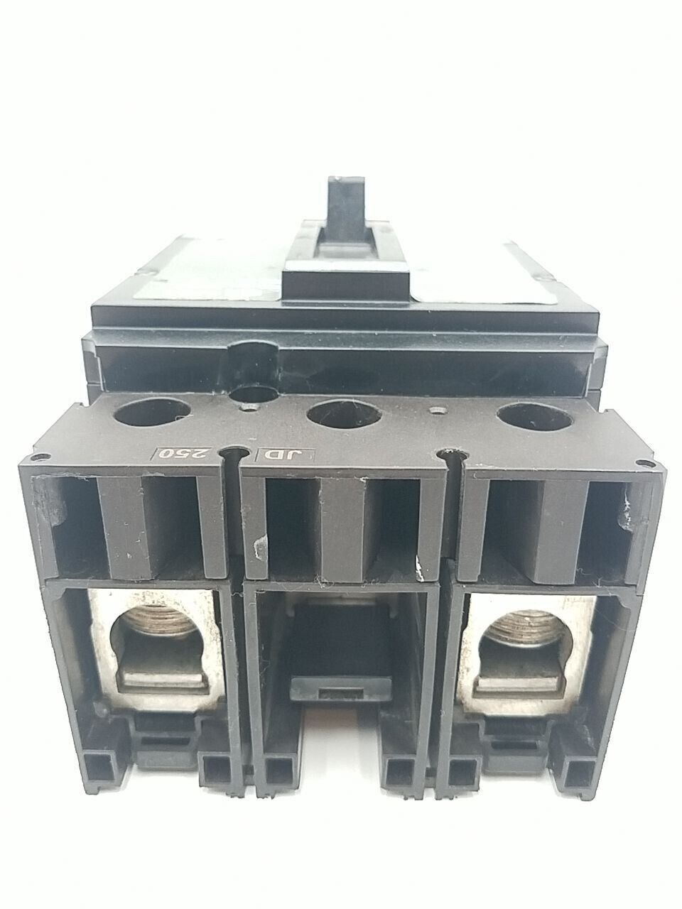 Square D JDL26225 Used