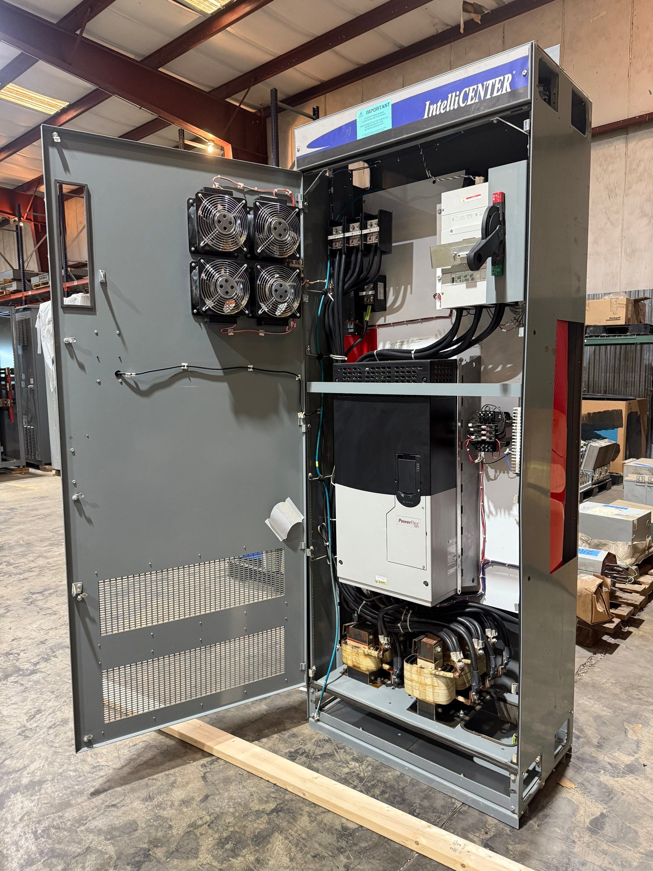 AB 2100 Intellicenter PowerFlex 755 250HP 20G1AND302JA0NNNNN 140G-M6X3 600A New