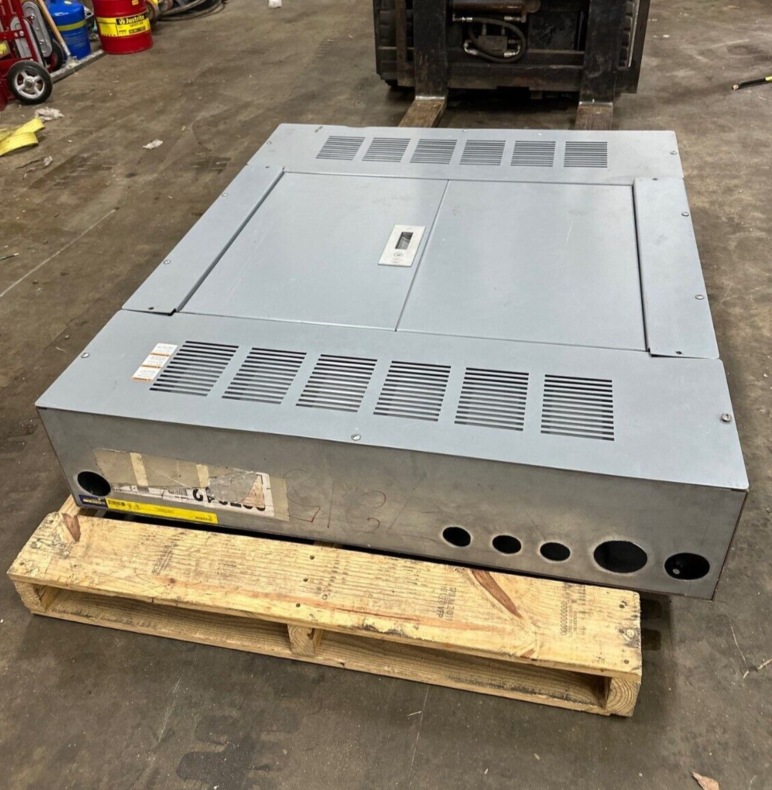 Square D HCP I-Line Panelboard 1200A 480V/277V 3PH 4W 18 Circuit 1200 Amp MLO P495 Used