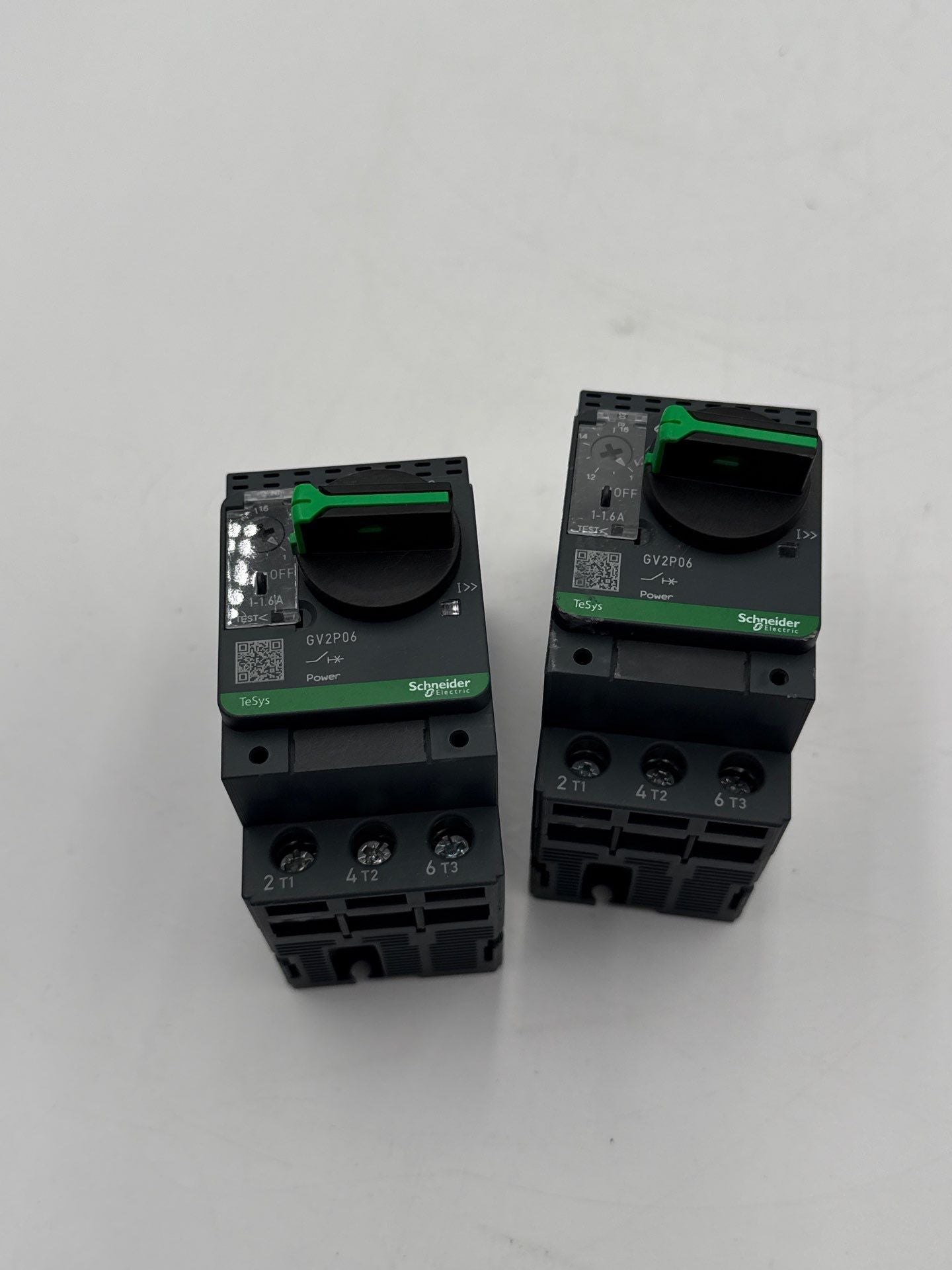 Schneider GV2P06 Circuit Protector Manual Starter 1-1.6A 3P 690V TeSys Deca New