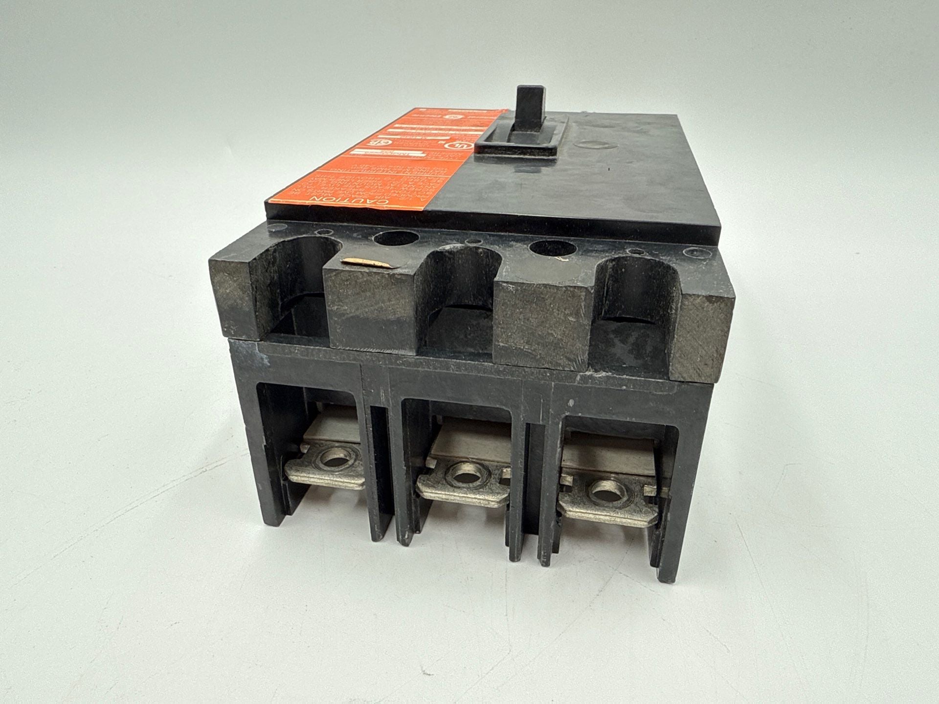 General Electric GE TMQD32225 Circuit Breaker 225A 3P 240V TMQD 225 Amp Used