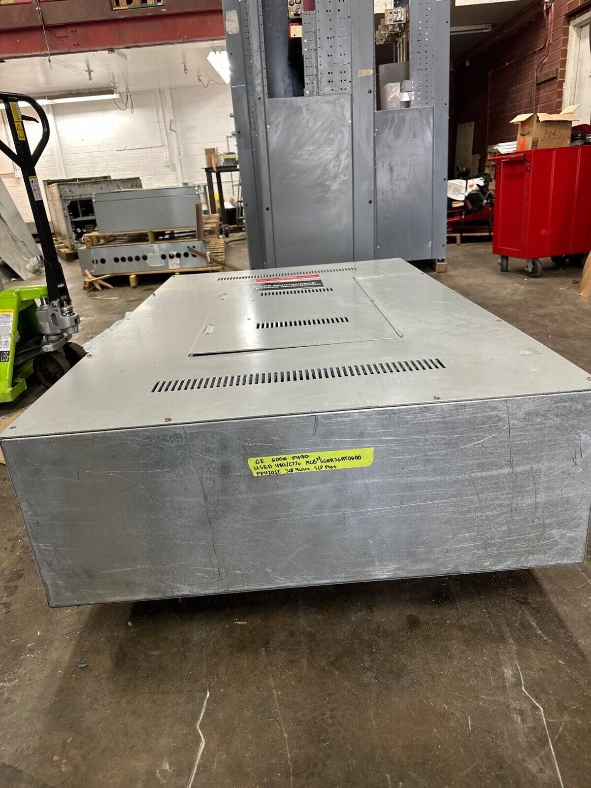 GE SCP Plus Panelboard 600A 480Y/277V 3PH 4W Indoor Encl SGHA36AT0600 MCB Panel P490 Used