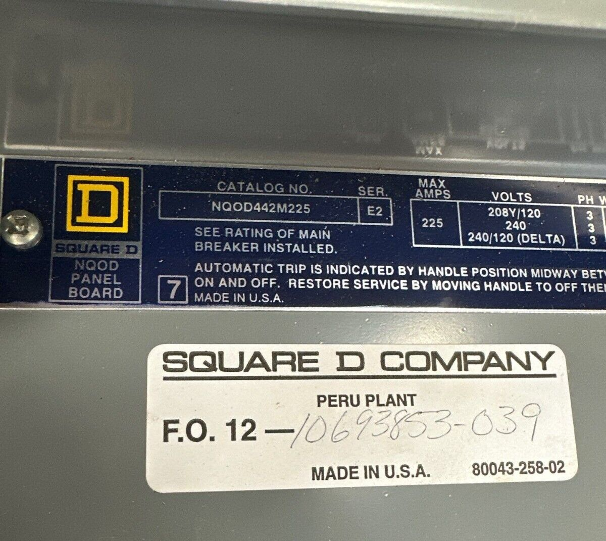 Square D NQOD442M225 NQOD Panelboard 225A 208Y/120V 3PH 4W Indoor Encl MCB 42Cir P338 Used