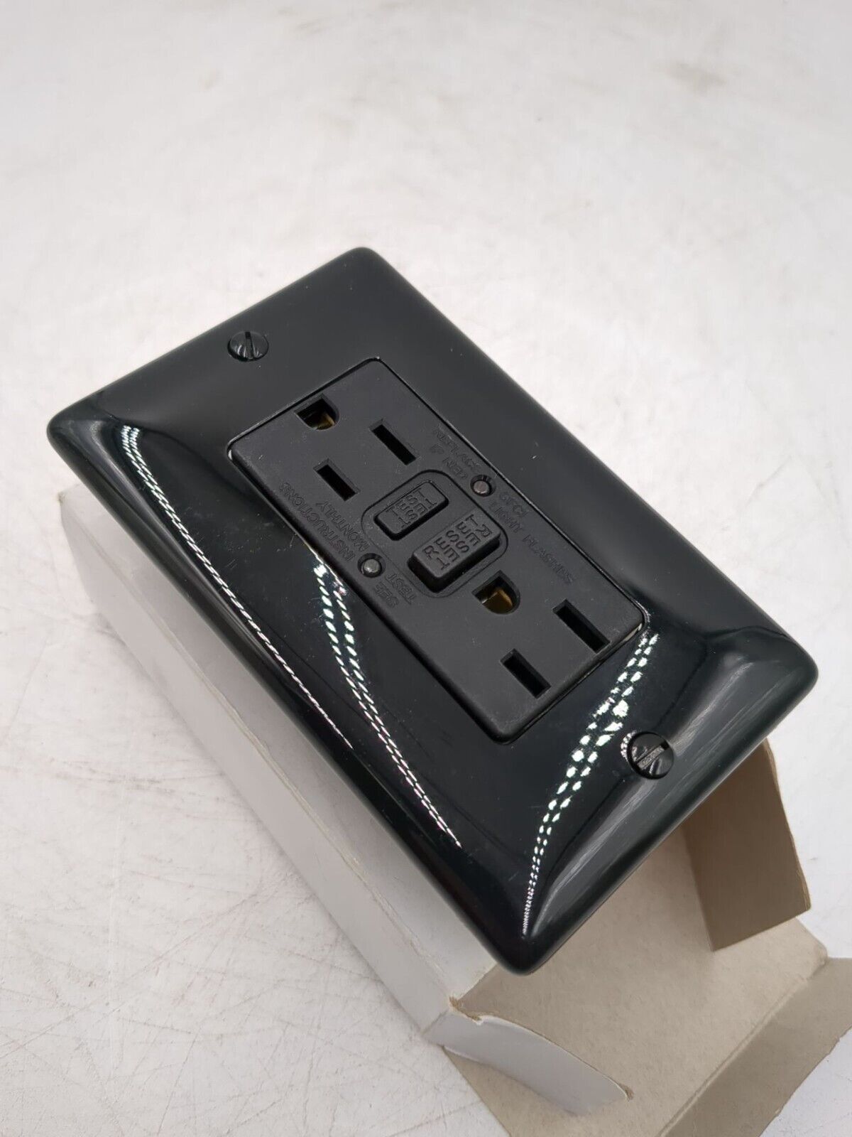 Hubbell GFRST15BK New