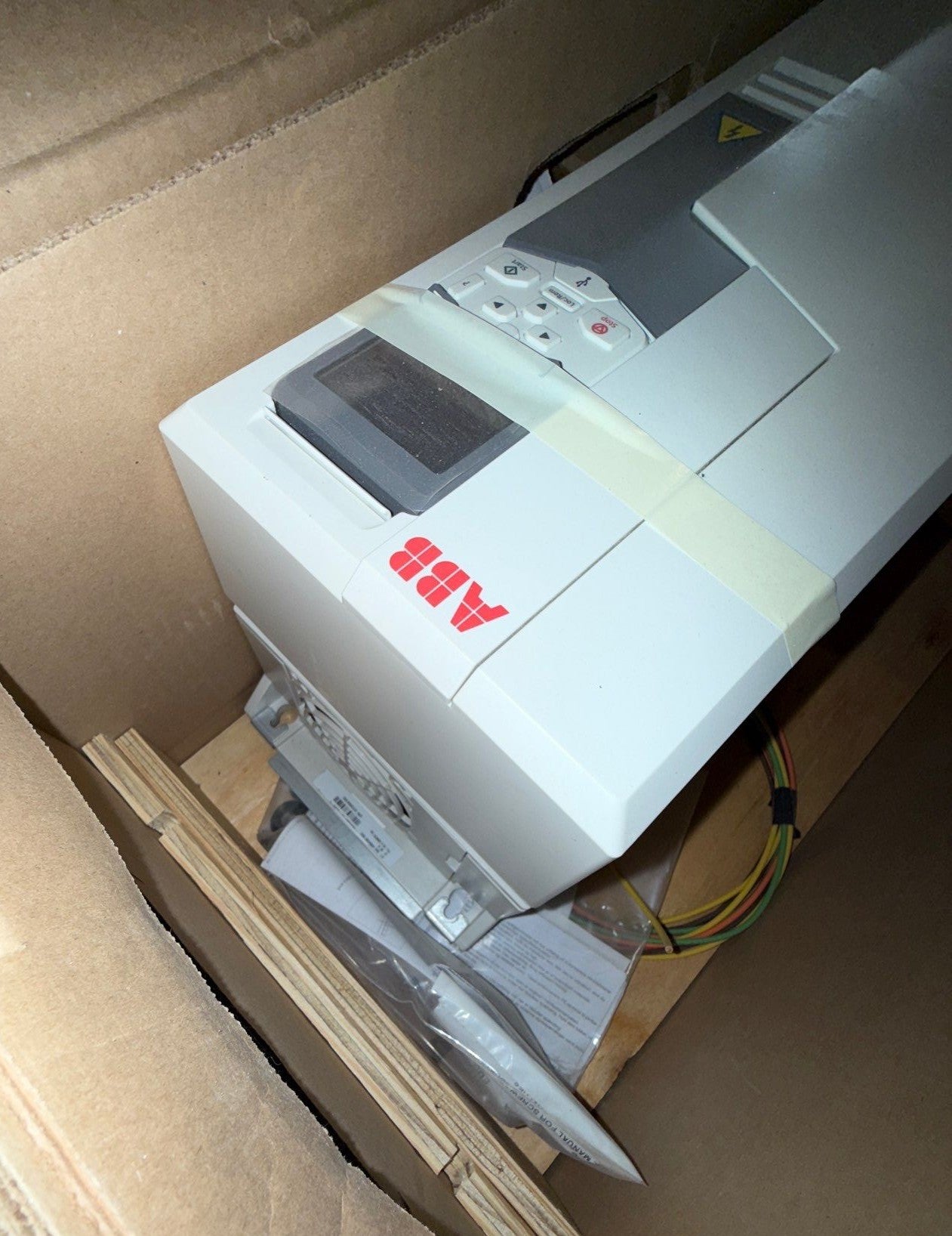 ABB ACS580-01-034A-4 VFD AC Drive 25HP 480V 34A 3PH Variable Frequency Drive New