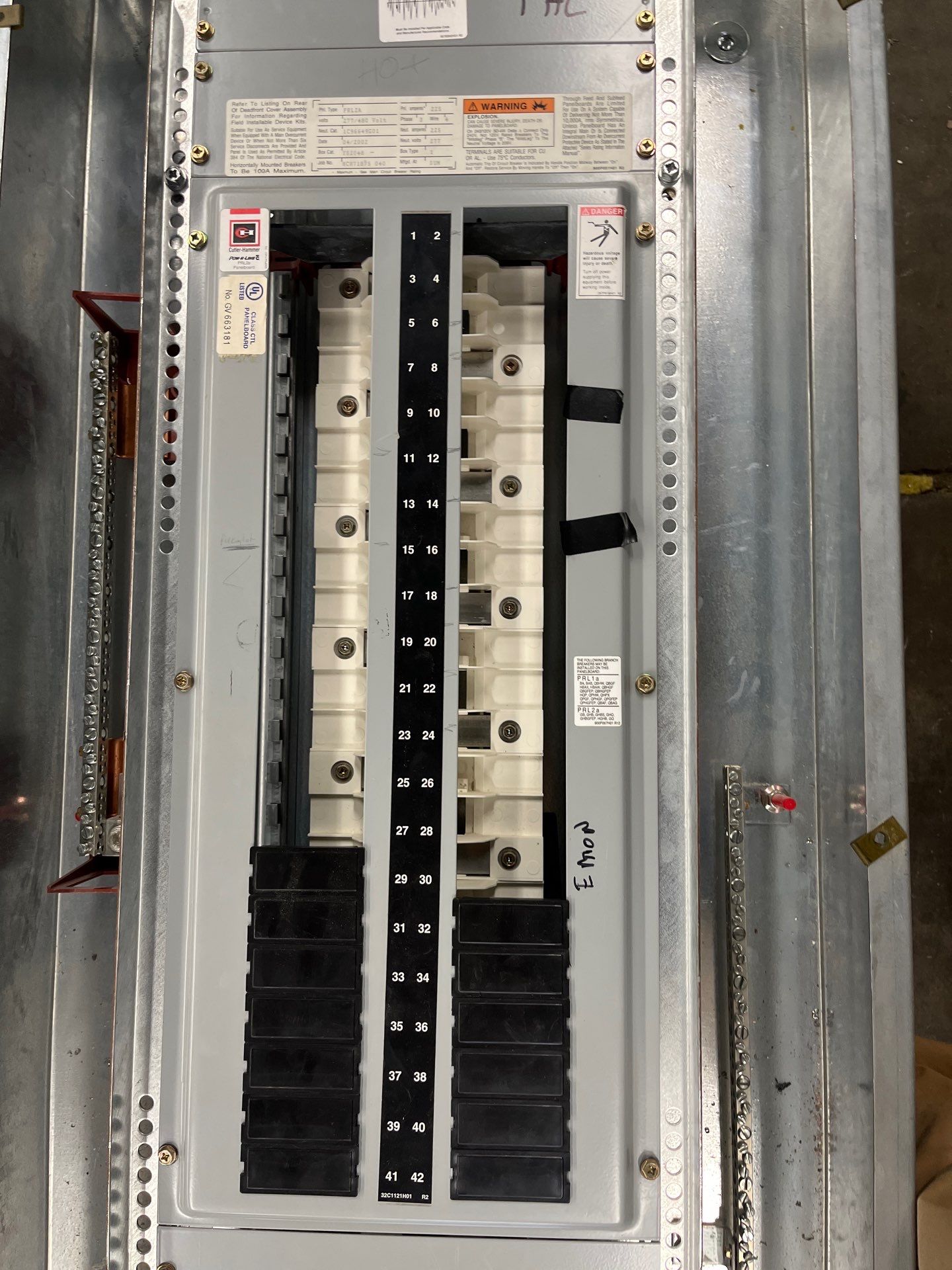 Cutler Hammer PRL2A Panelboard 225/480V 3PH 4W 42 Cir MLO Panel 225 Amp P592 Used