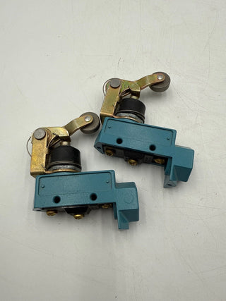 Honeywell BZE6-2RN2 Microswitch Limit Switch Adjustable Roller Lever Used