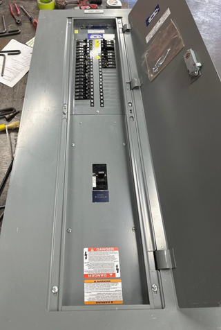 Square D NQOD442M225 NQOD Panelboard 225A 208Y/120V 3PH 4W MCB Main Q2L3150 150A P417 Used