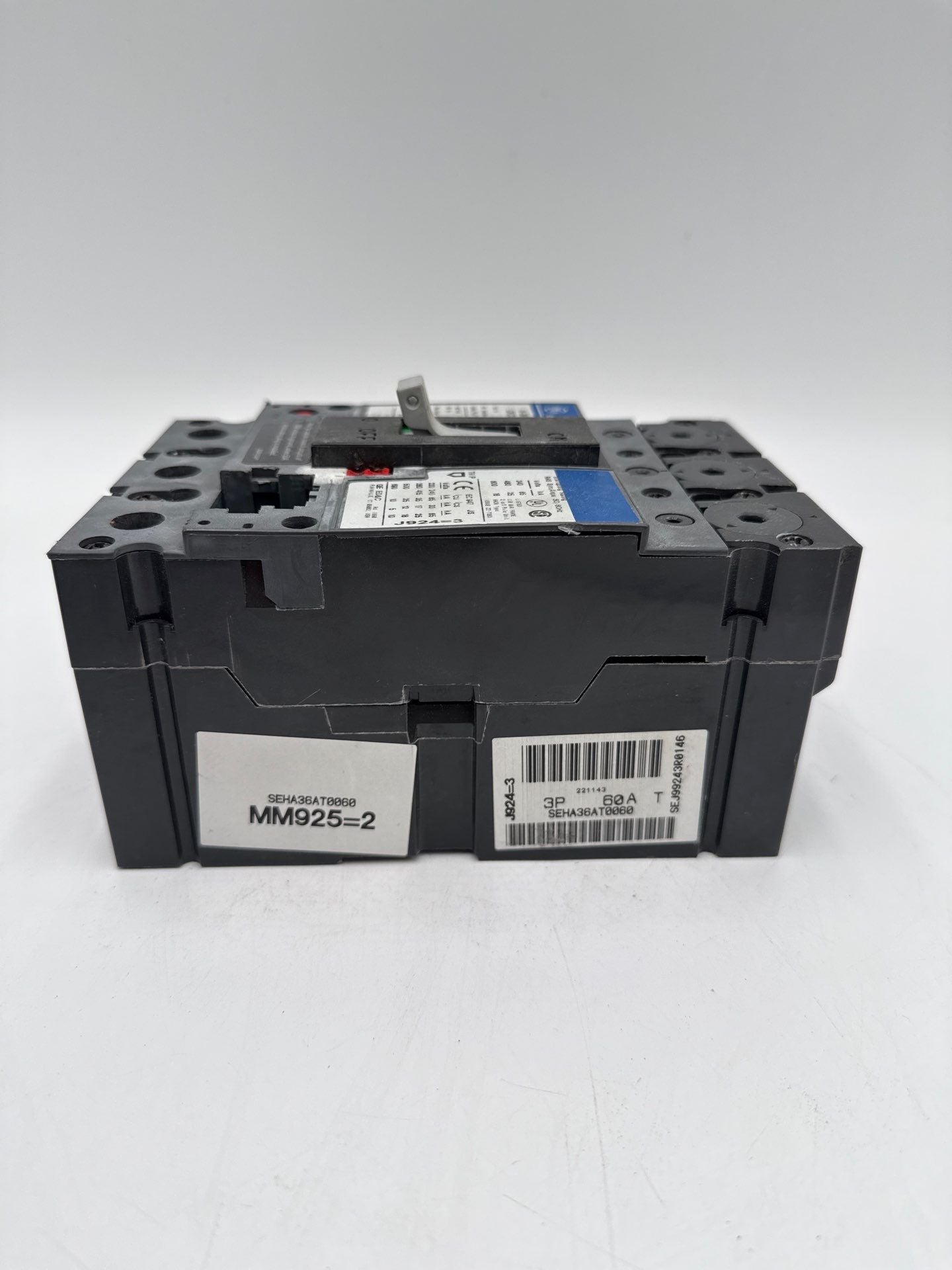 GE SEHA36AT0060 Circuit Breaker Frame 60A 3P 600V SEHA 60 Amp 3 Pole NO PLUG Used