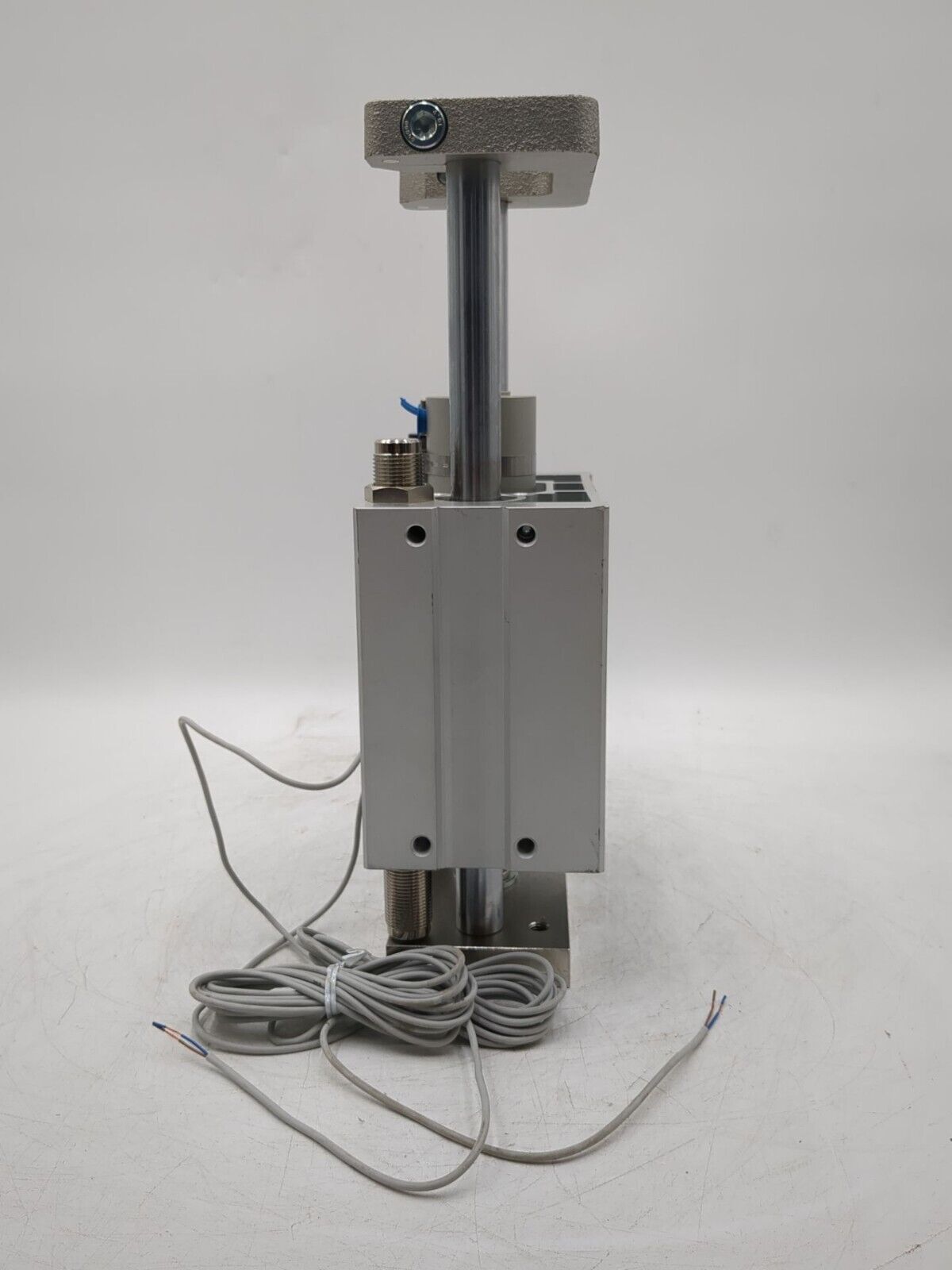 SMC MGGMB40-100-A93L Used