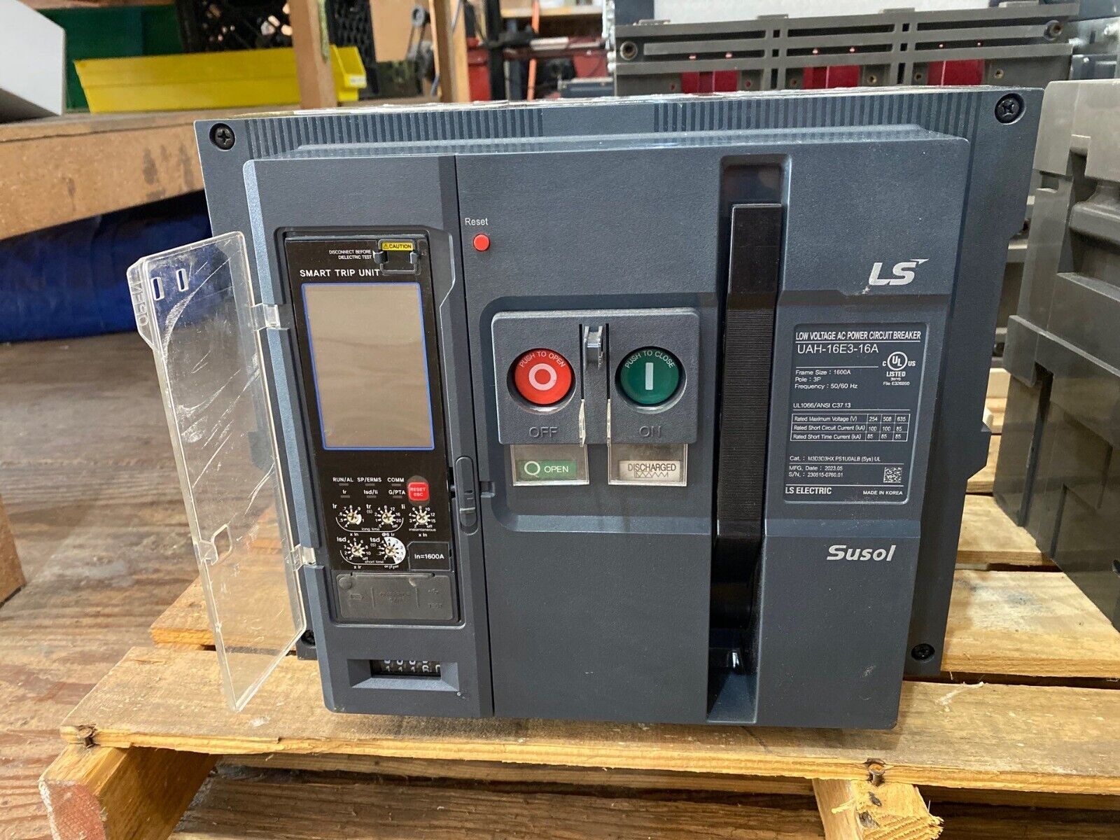 LS Electric UAH-16E3-16A Used