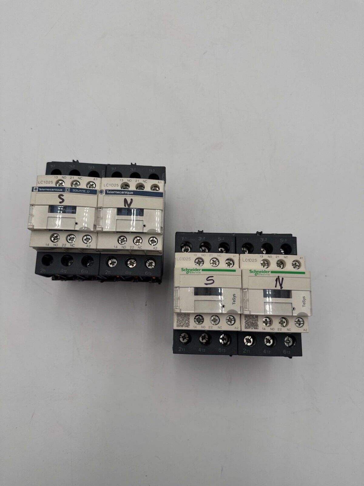 Schneider LC1D25G7 Used