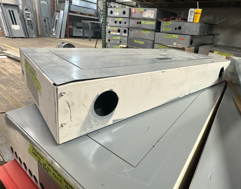 Siemens S1C42ML250ABS S1 Panelboard 250A 208/120V 3PH MLO Indoor Encl 42 Circuit P067 Used