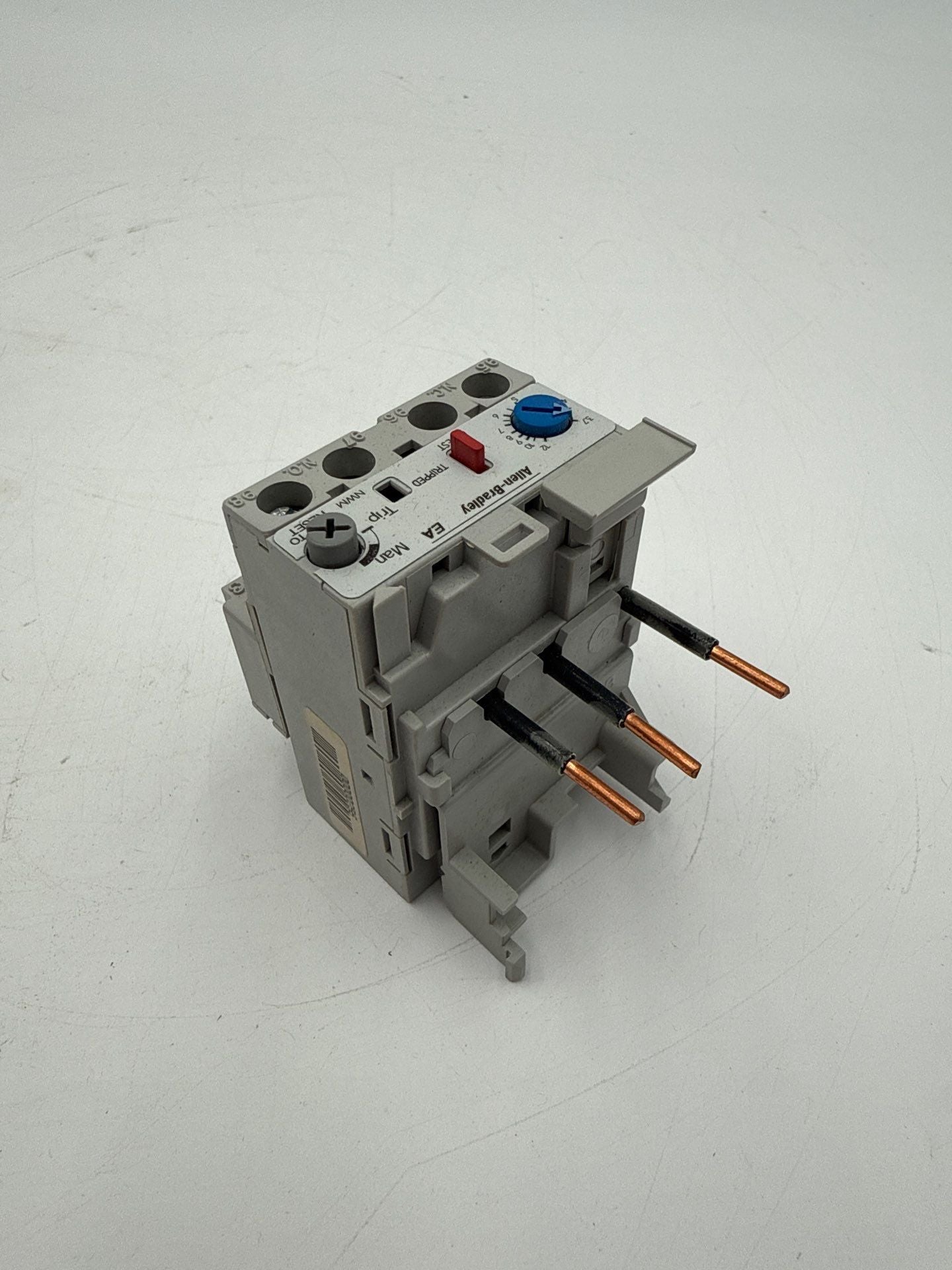 Allen-Bradley 193-EA2FB Overload Relay 3.7-12A Series B Class 20 New