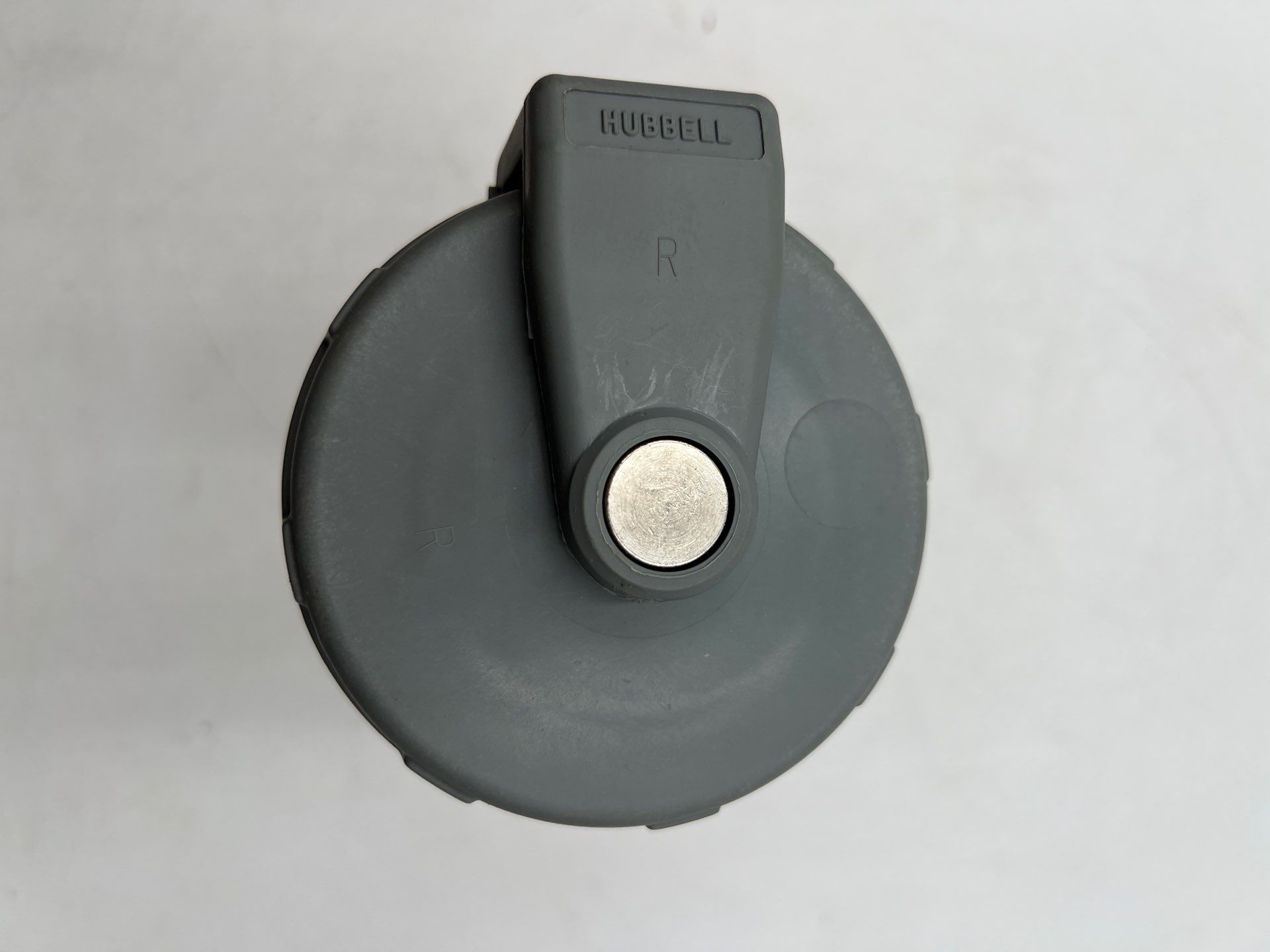 Hubbell HBL430C7W New