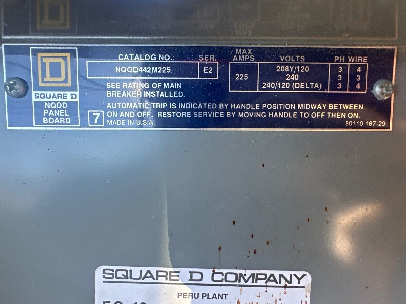 Square D NQOD442M225 NQOD Panelboard 225A 208Y/120V 3PH 4W Main MCB Indoor Encl P332 Used