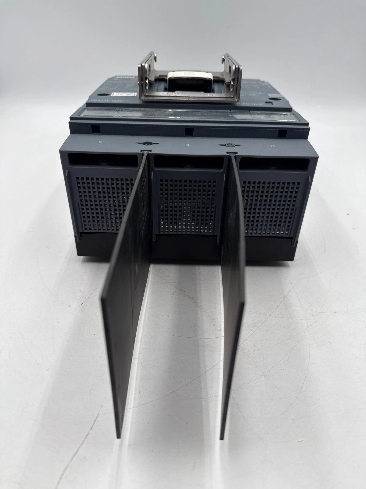 Siemens 3VA5580-7EC32-0AA0 Circuit Breaker 800A 3P 600V 3VA5 800 Amp 100kA-480V New