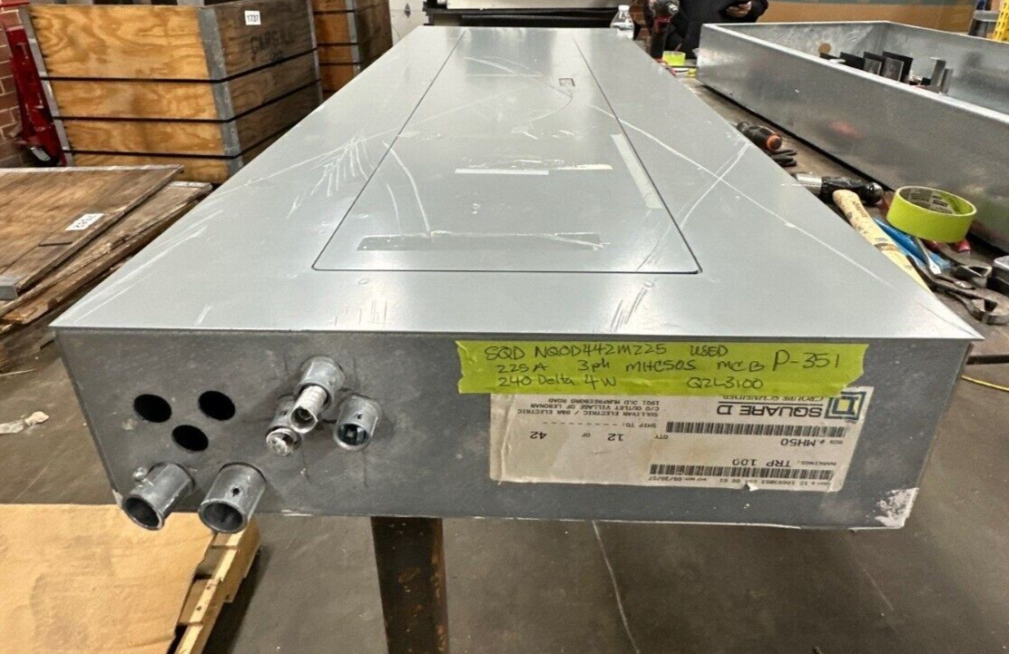 Square D NQOD Panelboard 225A 208/120V 3PH 4W MCB Panel 42 Circuit Indoor Encl P351 Used