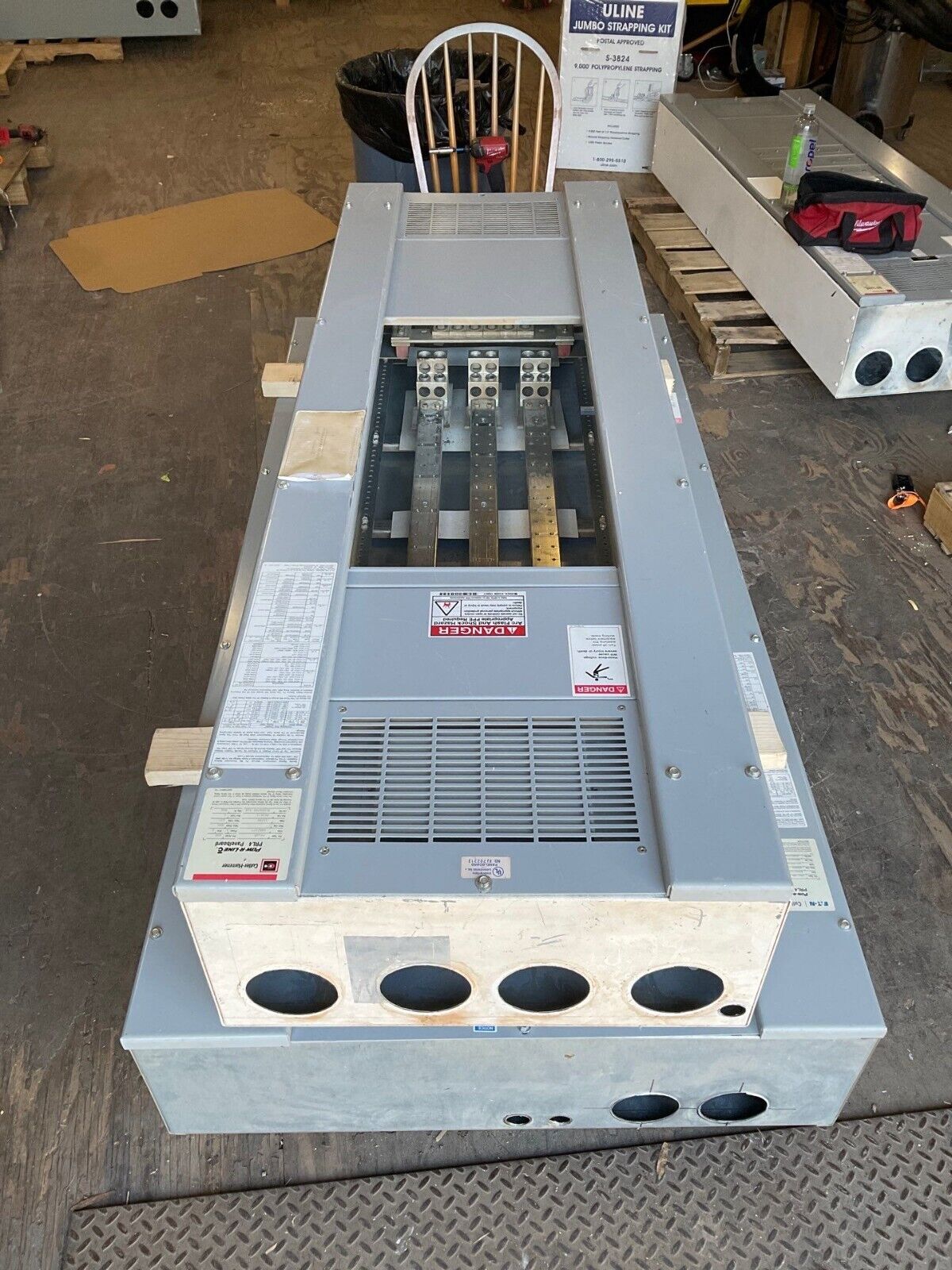 Cutler Hammer PRL4B Panelboard 800A 480/277V 3PH 4W MLO Indoor BX2473 800 Amp P666 Used