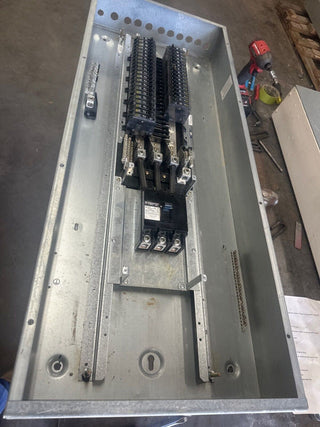 Square D NQOD Panelboard 225A 208/120V 3PH 4W Indoor Encl MCB 42 Circuit Q2L3150 P377 Used