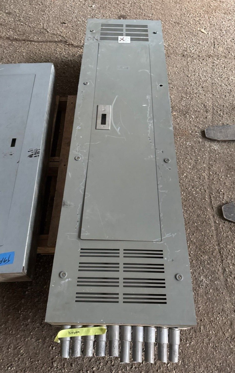 Square D NQOD Panelboard 500A 208/120V 3PH 4W 42 Cir Indoor Encl MCB MAP36500 P629 Used