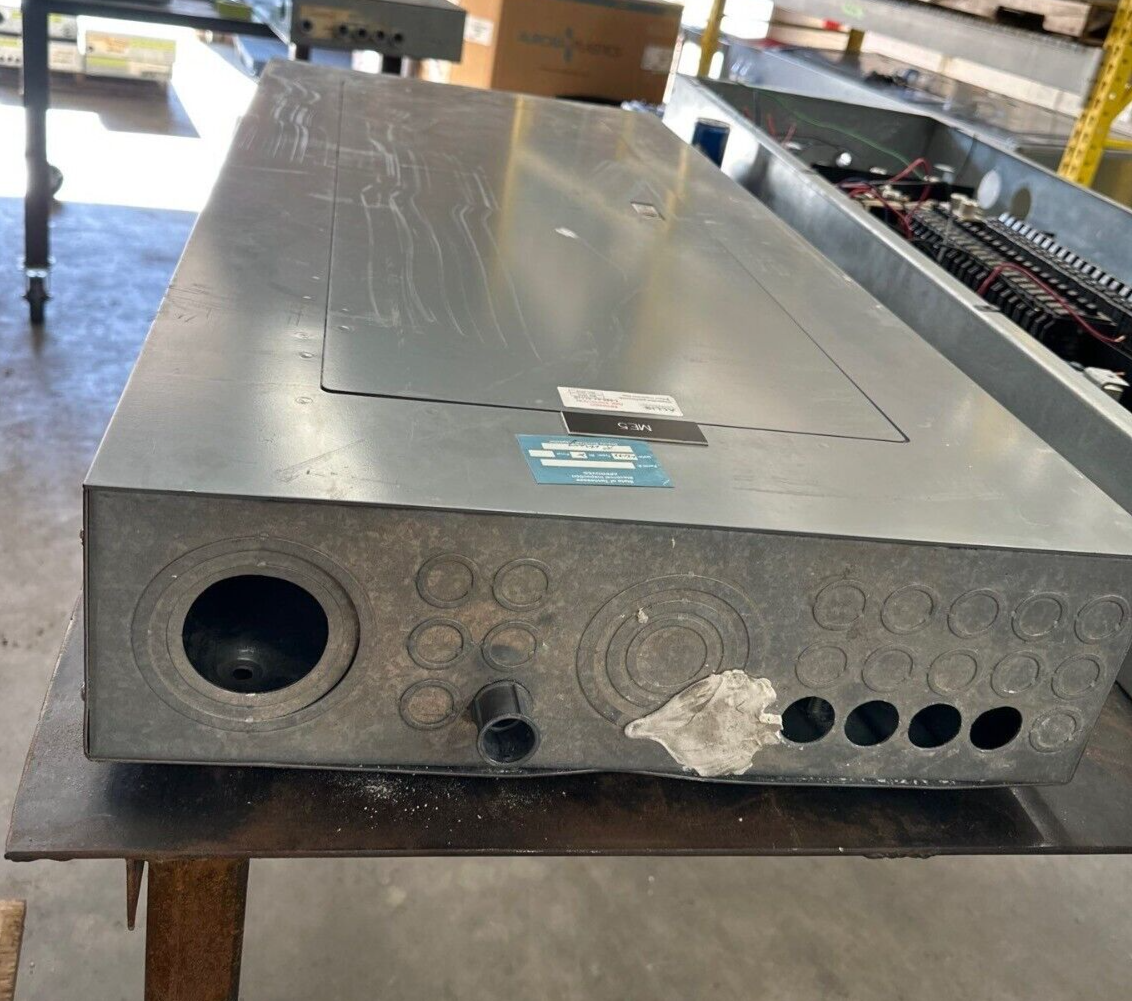 Square D NF Panelboard 250A 600V 3PH 4W Main Lug Panel Indoor Encl 42 Circuit P363 Used