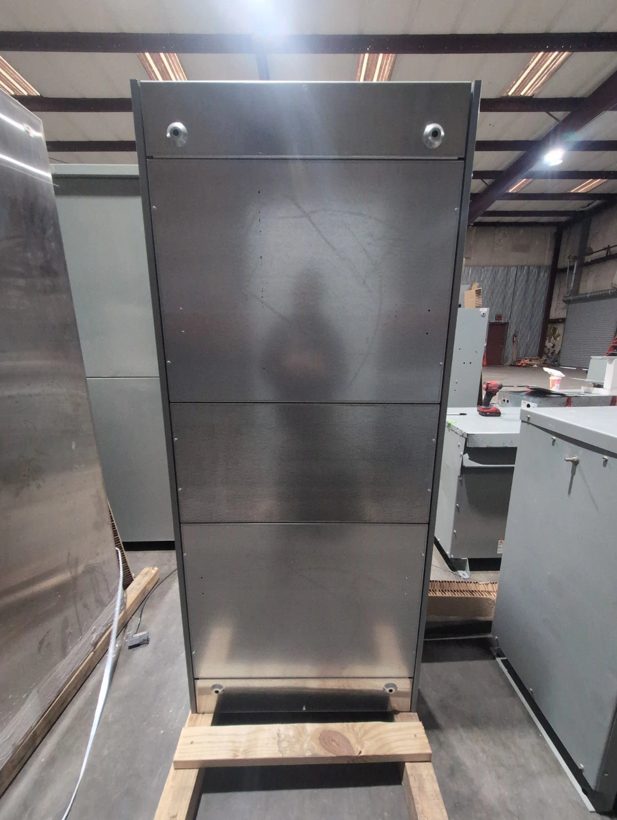 Siemens P5 Panelboard P5E75ML600ATS 600A 480/277V 3PH 4W 600 Amp MLO Panel New New