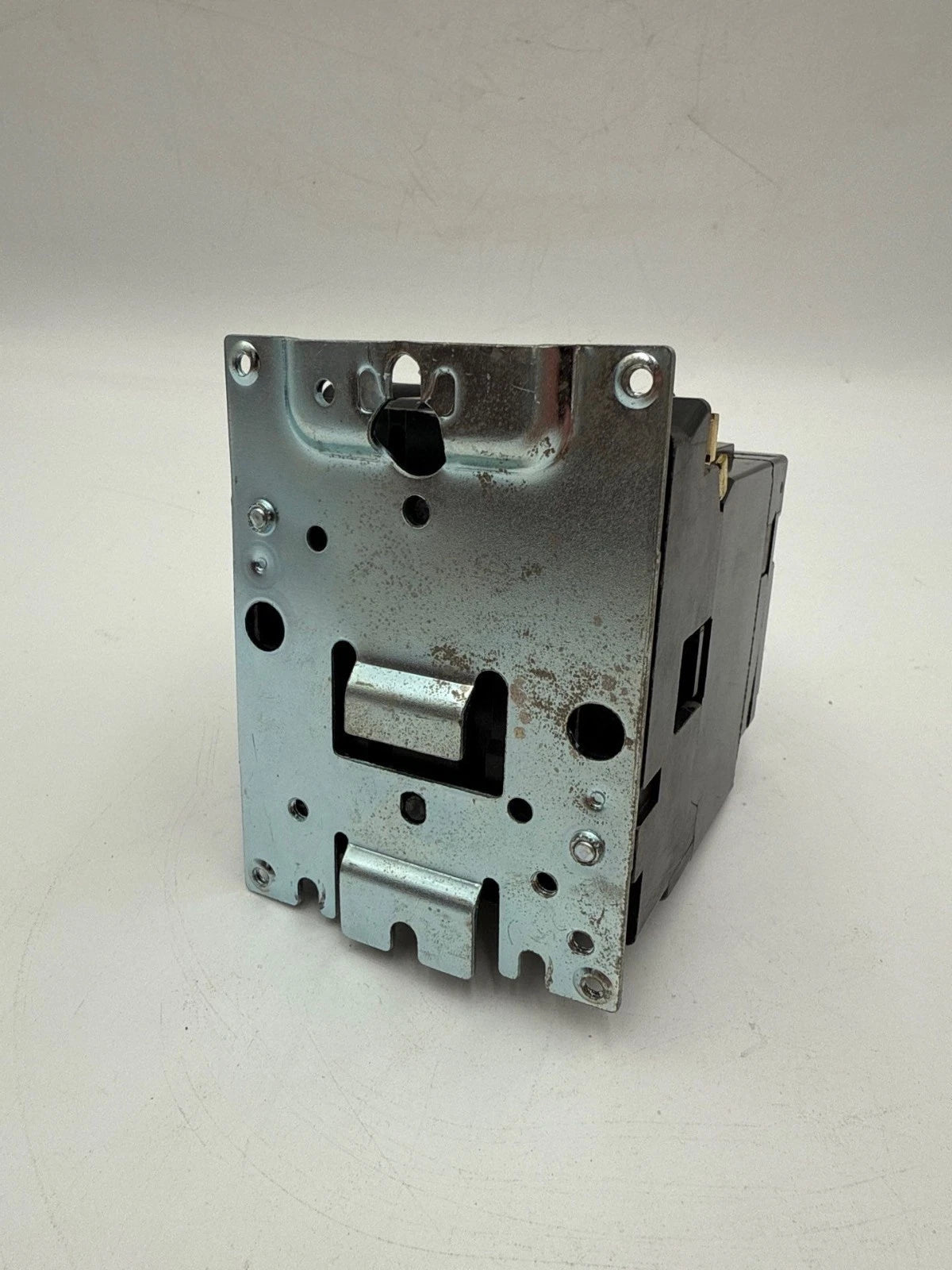 Square D 8536SBG2H30S Contactor Coil 110/120V NEMA Size 0 3P 600V 5HP 3PH Used