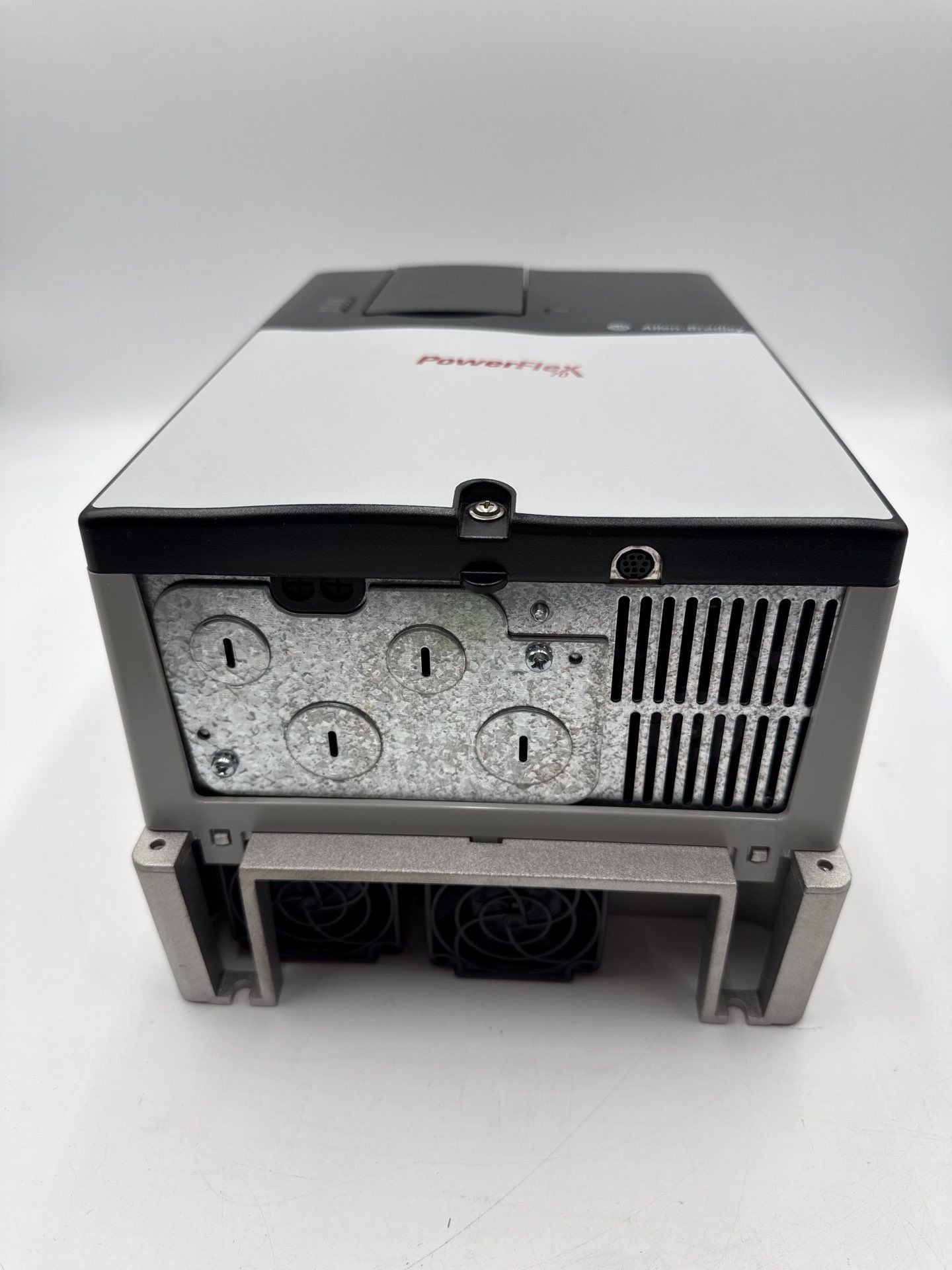 Allen Bradley 20AD022A0AYNANC0 PowerFlex 70 Drive 10 15 HP Series A 480V VFD New