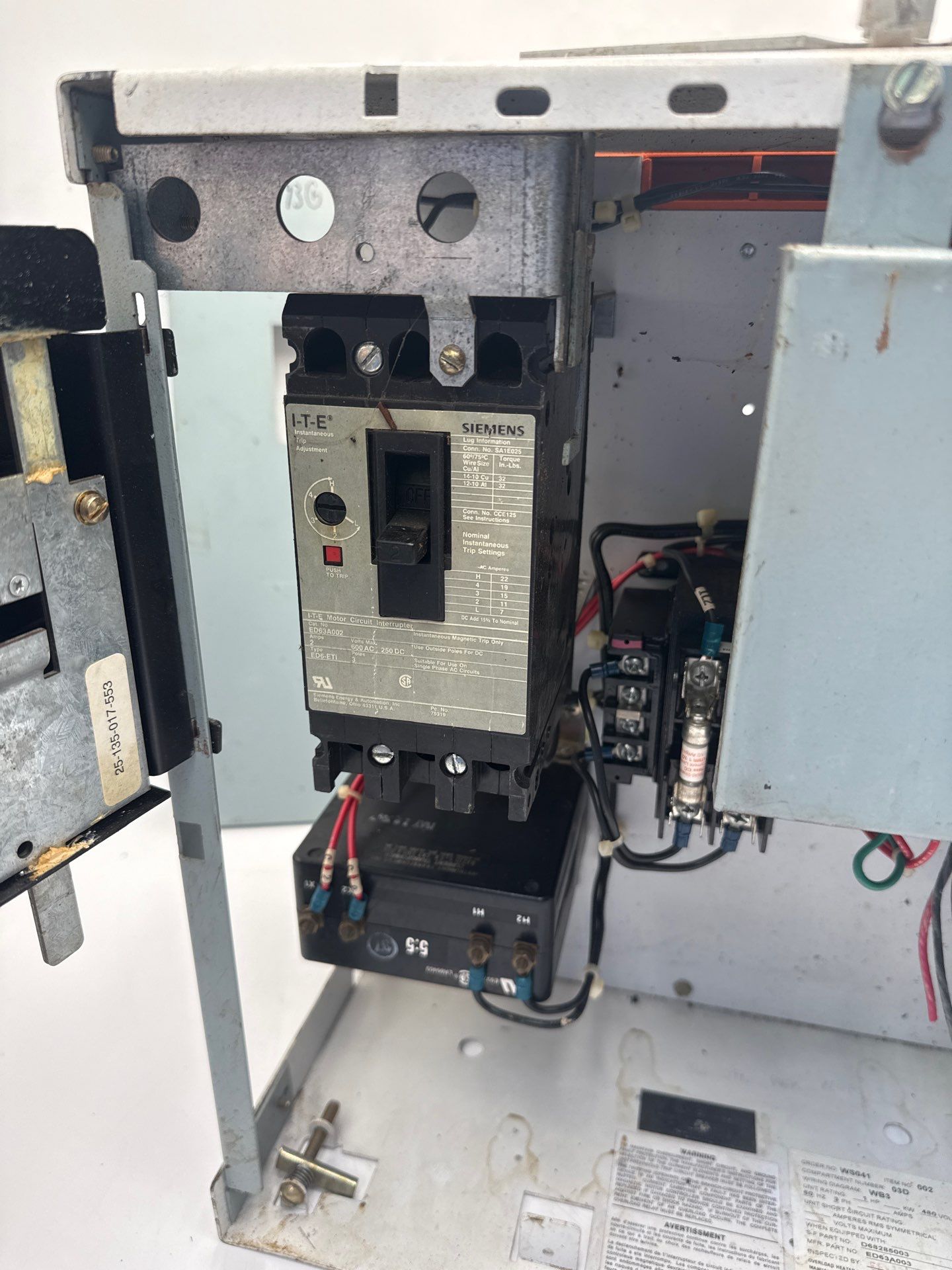 Siemens Model 95+ 18" 2A Combo MCC Bucket Size 1 14DP32A71 Starter ED63A002 Used