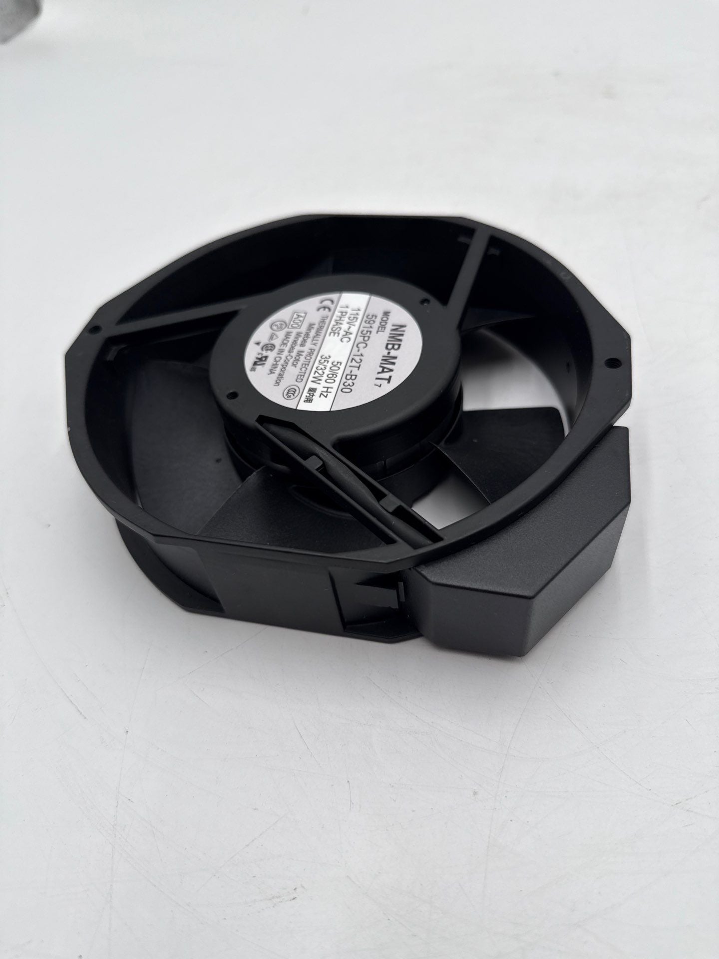 NMB-MAT 5915PC-12T-B30 AC Axial Cooling Fan 115V 1PH 35/32W 50/60Hz New