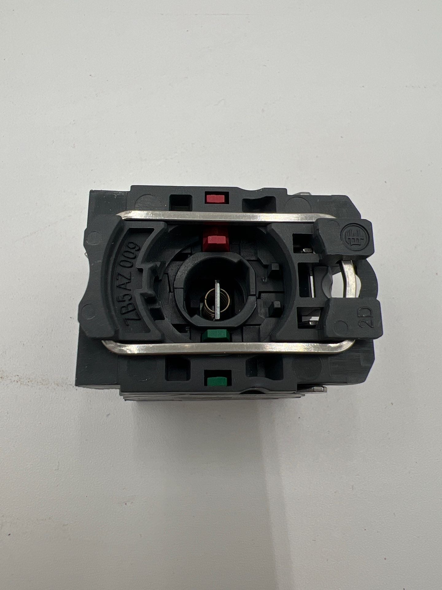 Square D ZB5AW065 New