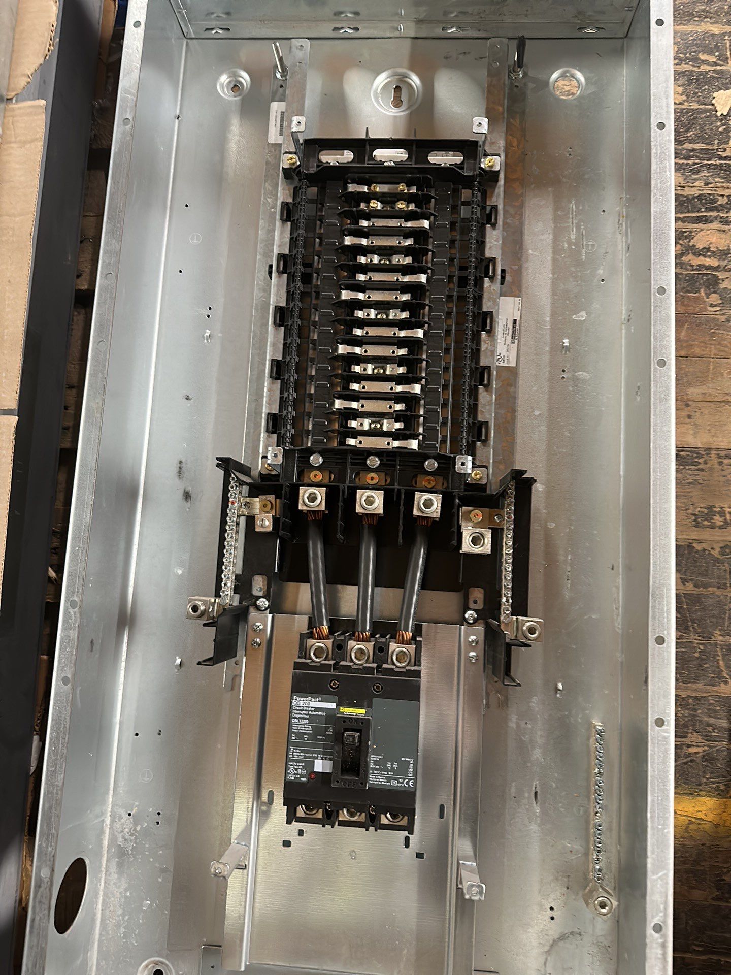Square D NQ Panelboard 200A 208/120V 3PH 4W QBL32200 MCB 30Cir P107 Used