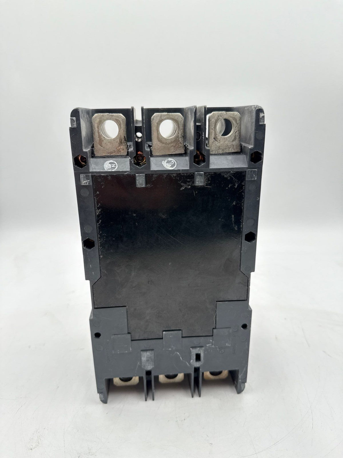 Eaton PDG33M0600FNNN Circuit Breaker 3P 600V w/ 400A Trip PDG3XTFA3H400 400 Amp Used