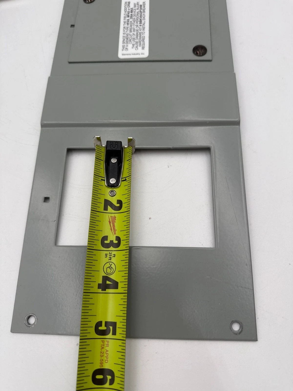 Siemens BBKVA52P3T Twin Strap Kit For P3 Panel 3VA52 Breakers 2 Pole or 3 Pole Used