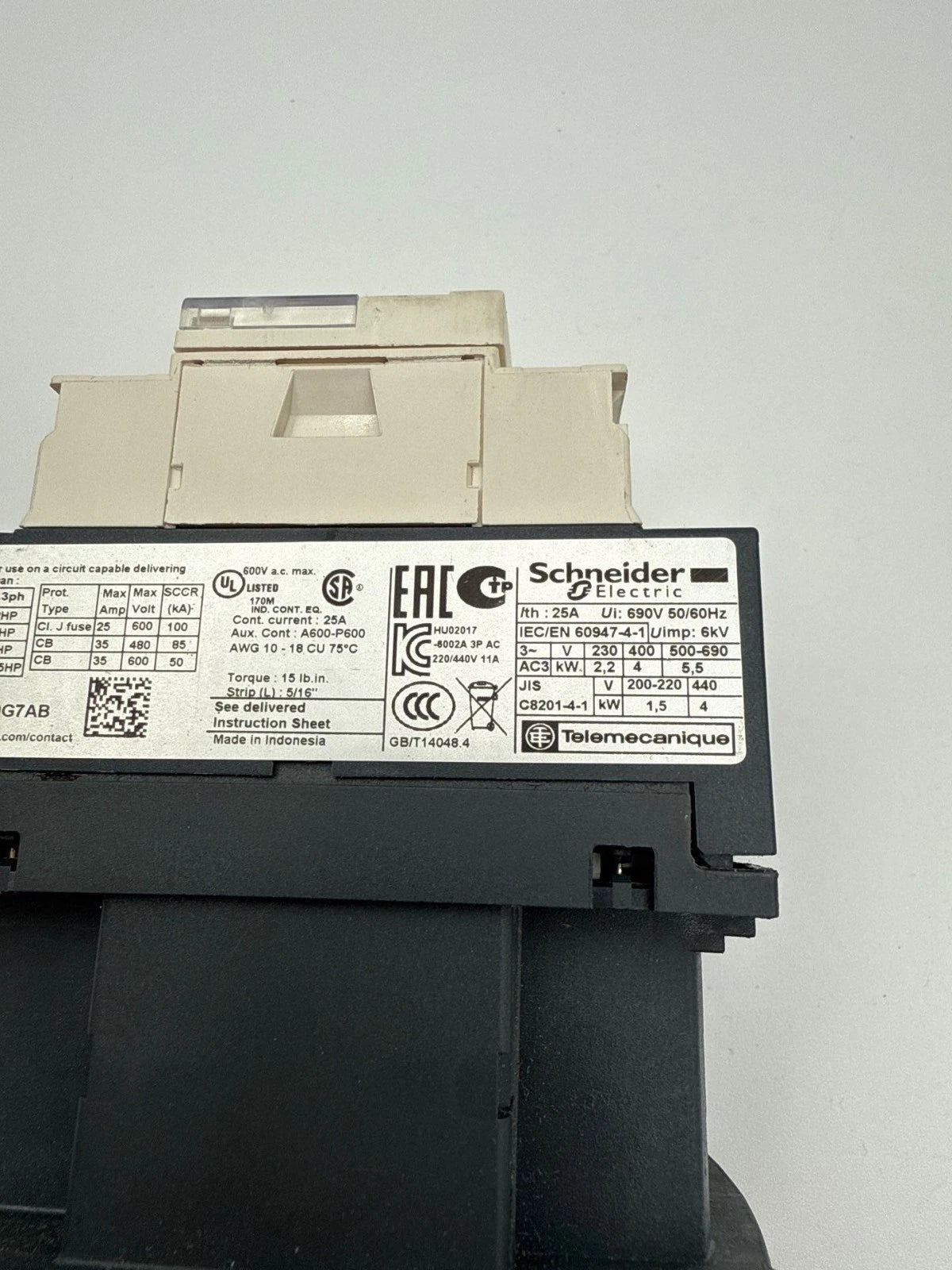 Schneider Electric LC1D09 Contactor 25A 3P 600V 3PH 7.5HP Coil 120V LC1D09G7 Used