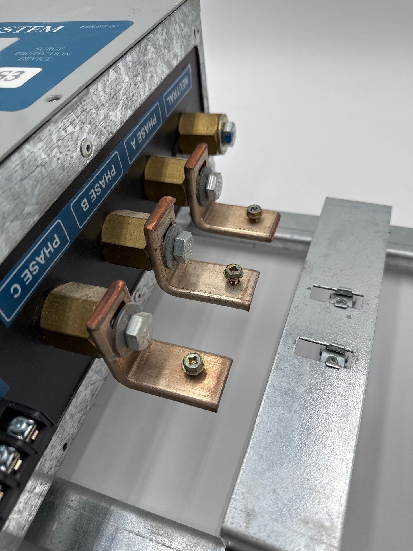 Eaton CPSS3480YSRTCA Transient Voltage Surge Suppressor 480/277V 3PH 4W Used