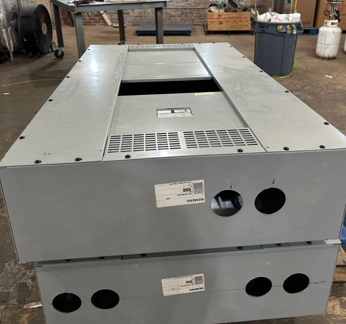 Siemens S5 Panelboard S5C60ML800ATS 800A 208Y/120V 3PH 4W Main Lug MLO 800 Amp P506 P505 Used