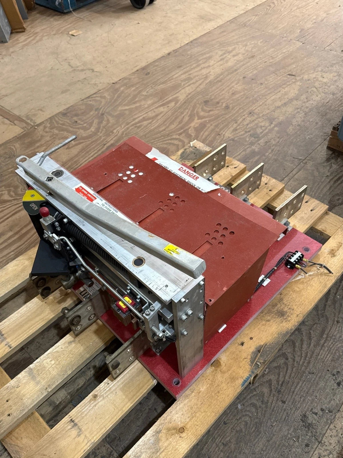 Pringle CBC-1233-B Bolted Pressure Switch 1200A 480V 3P 60Hz 1200 Amp 3 Pole Used