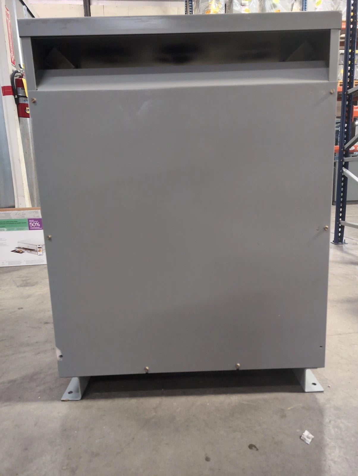 112.5KVA GE 9T23Q9565G03A Transformer 3PH Pri 480V Sec 208/120V Indoor Encl Used