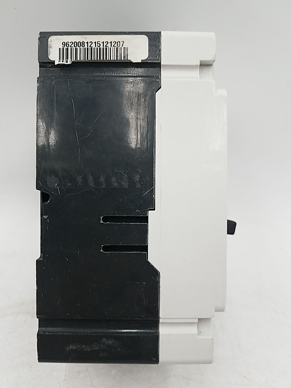 Cutler-Hammer EDB3225 Used