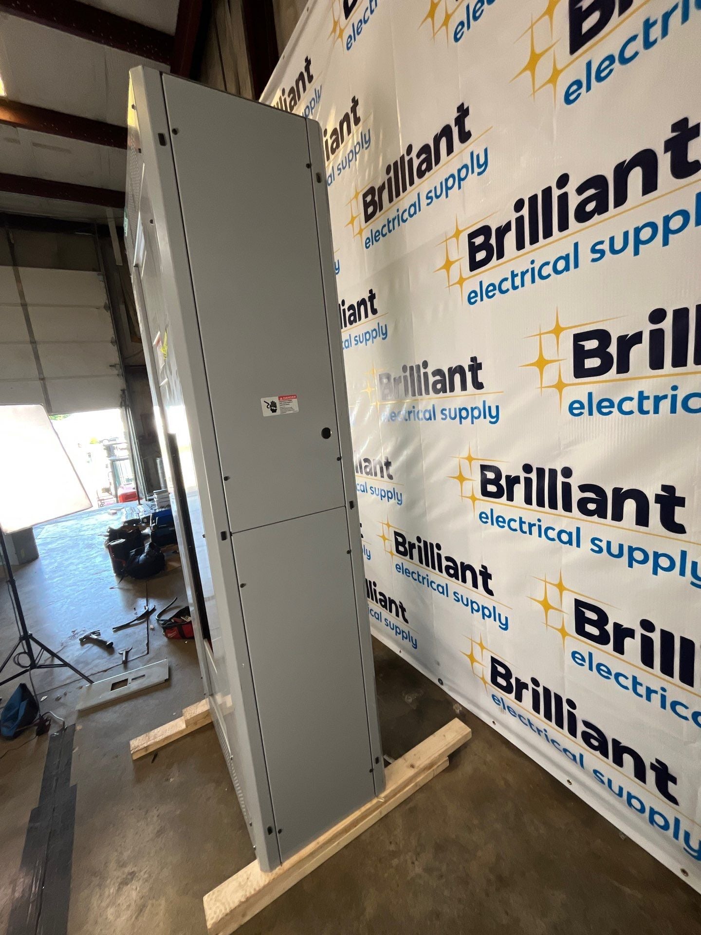 Siemens SB Switchboard 2000A 480/277V 3PH 4W MLO Indoor Encl 2000 Amp Used